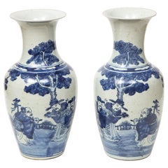 Vintage Pair of Chinese Export Vases