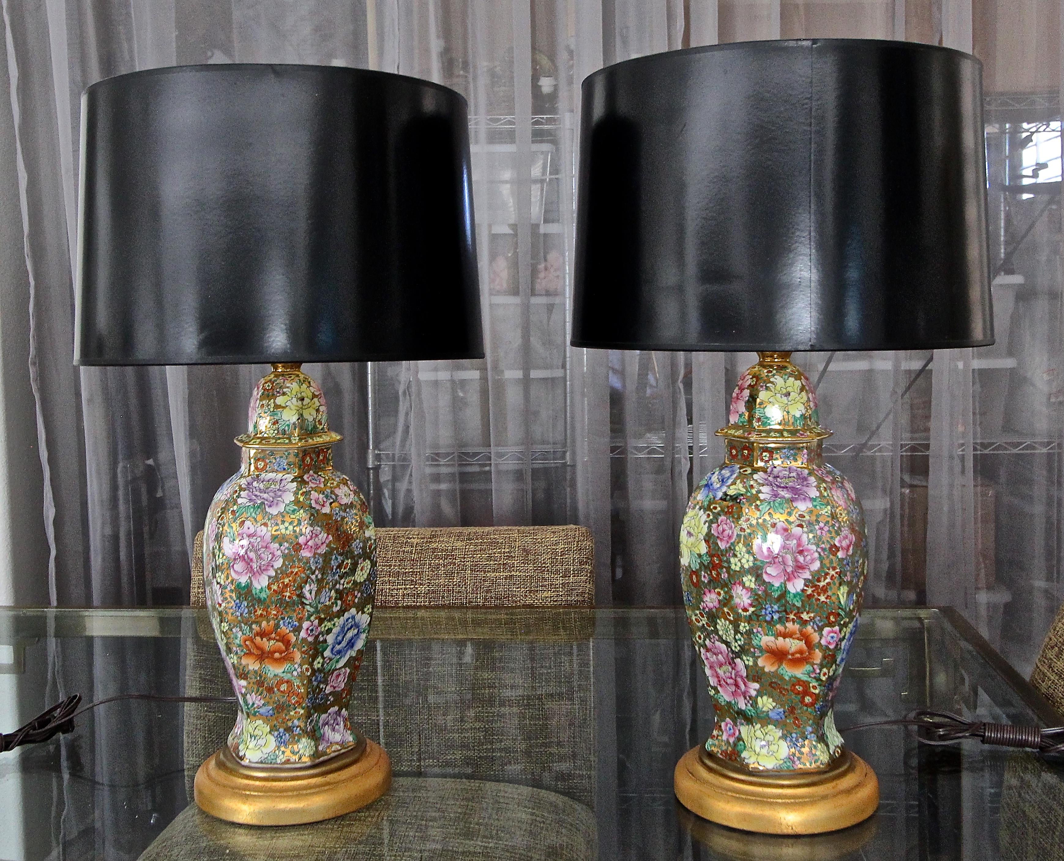 Pair of Chinese Famille Rose Millefleurs Porcelain Vase Table Lamps 15