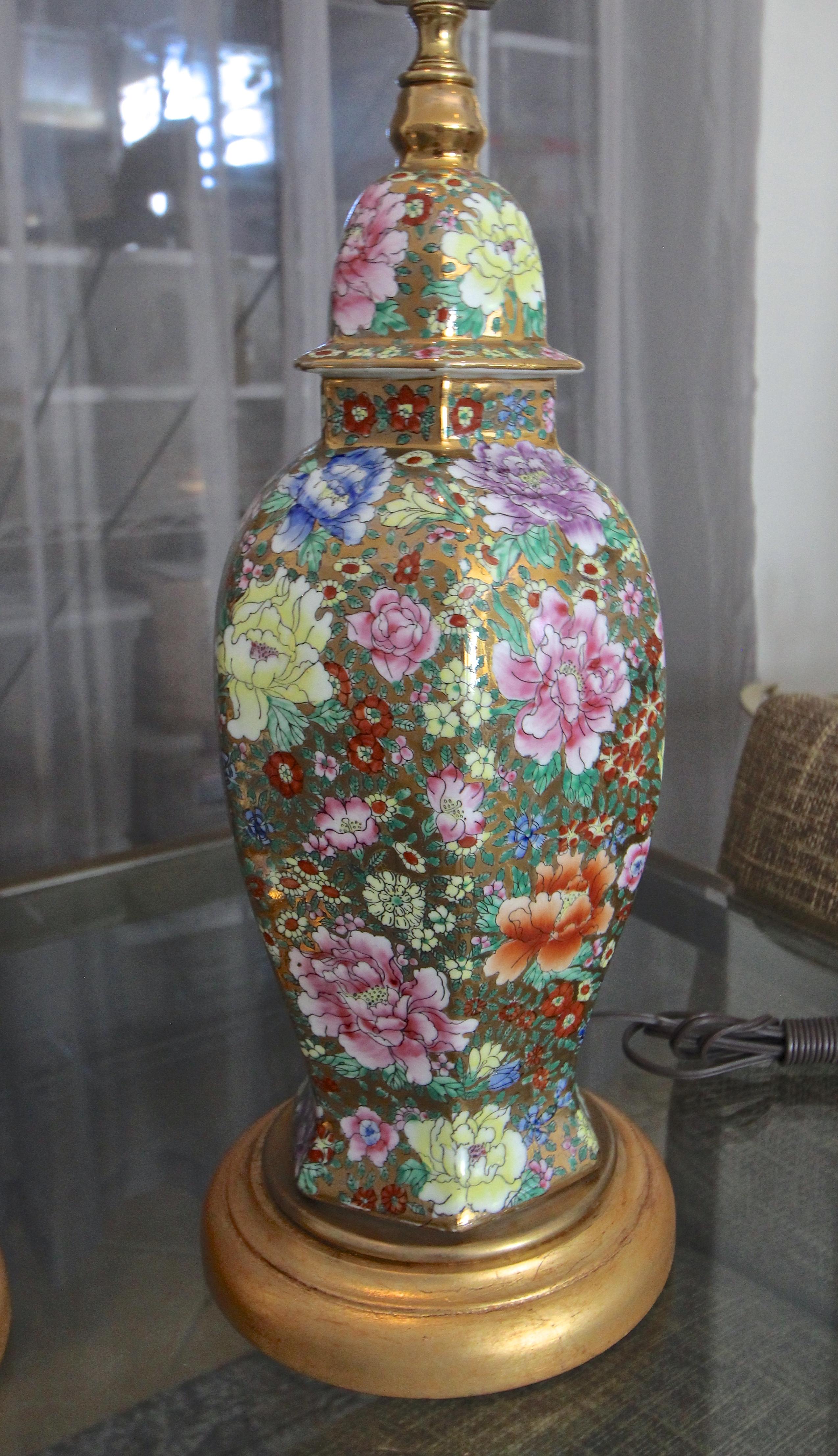 Pair of Chinese Famille Rose Millefleurs Porcelain Vase Table Lamps 2