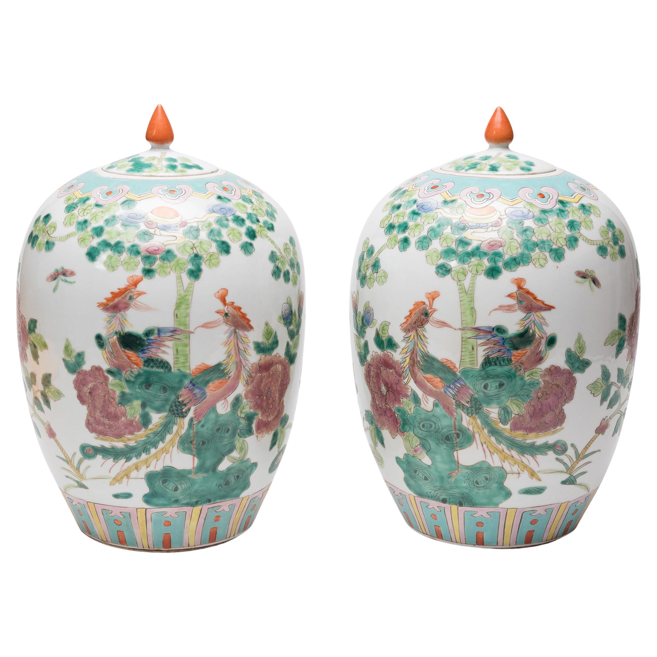 Coppia di vasi cinesi Famille Rose Phoenix e Peony, 1900 ca.
