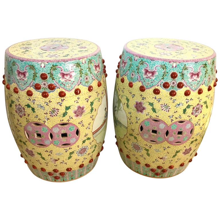 Paar chinesische Famille Rose Porzellan Garten Hocker Sitze bei 1stDibs