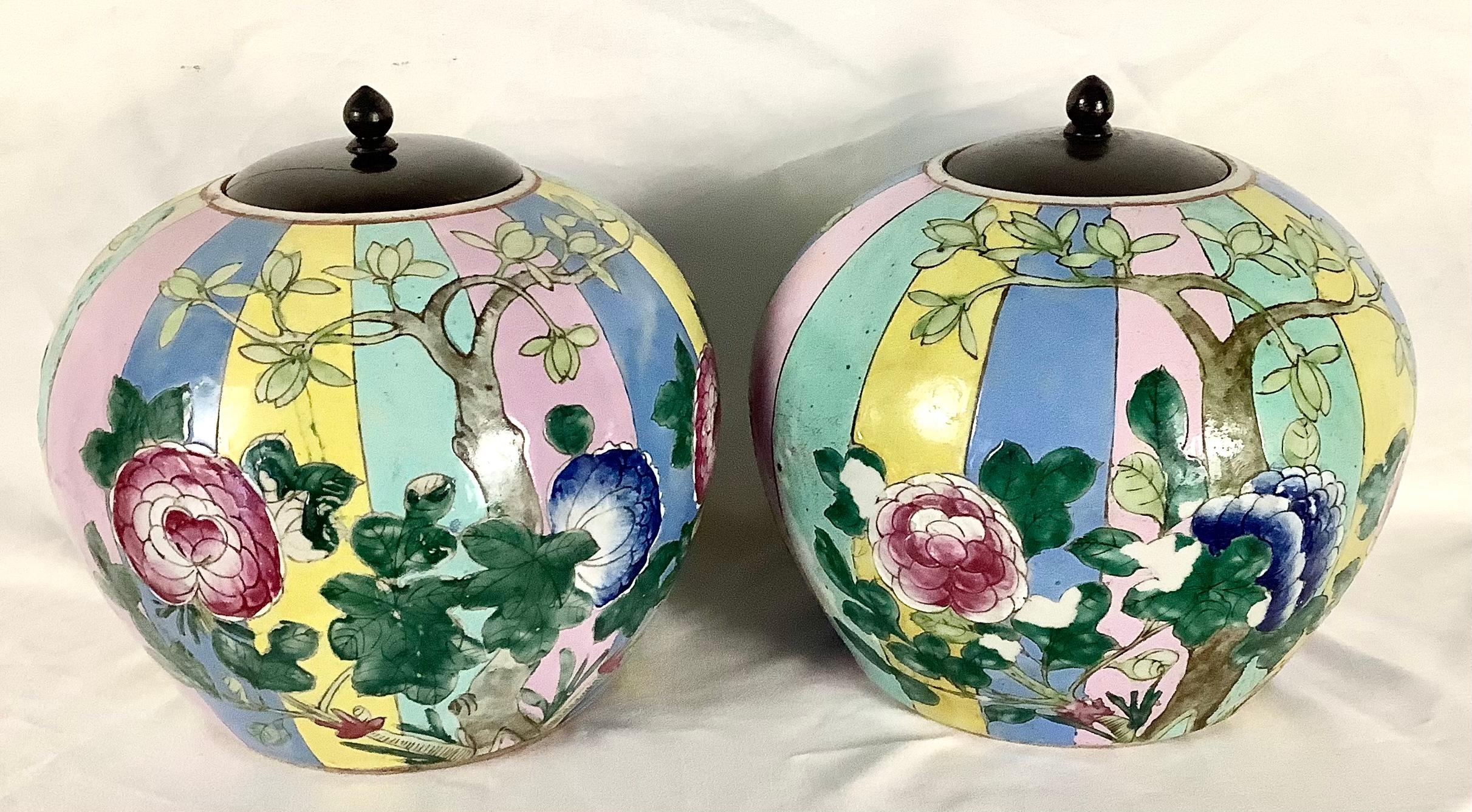 Pair of Chinese Famille Rose Porcelain Ginger Jars with Lids 1