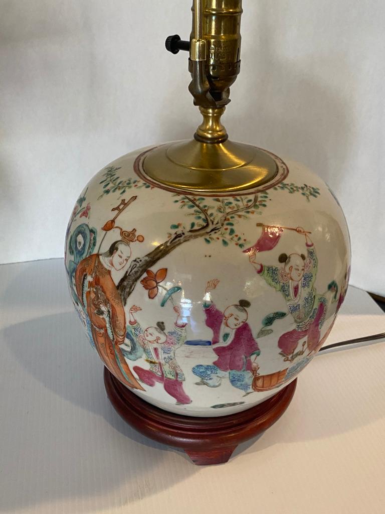 Hand-Crafted Pair of Chinese Famille Rose Porcelain Hand Painted Lamps For Sale