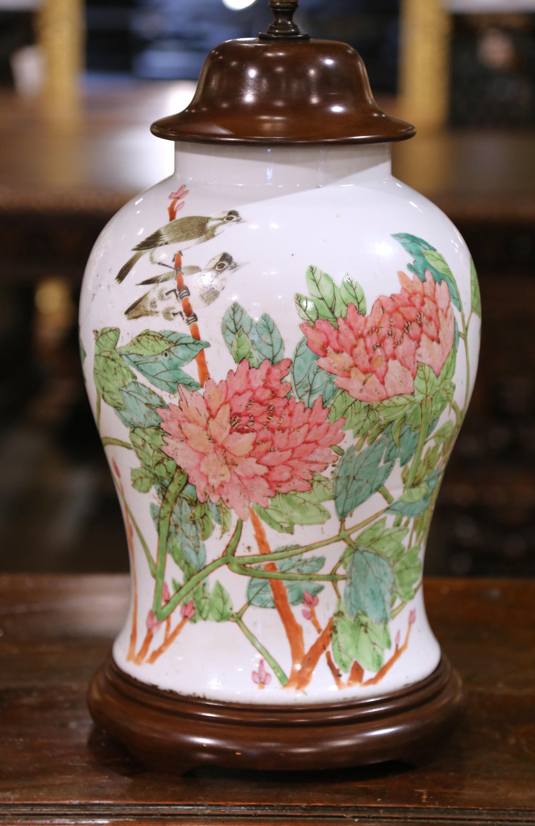 Pair of Chinese Famille Rose Porcelain Lamps with Birds, Flowers and Calligraphy For Sale 7