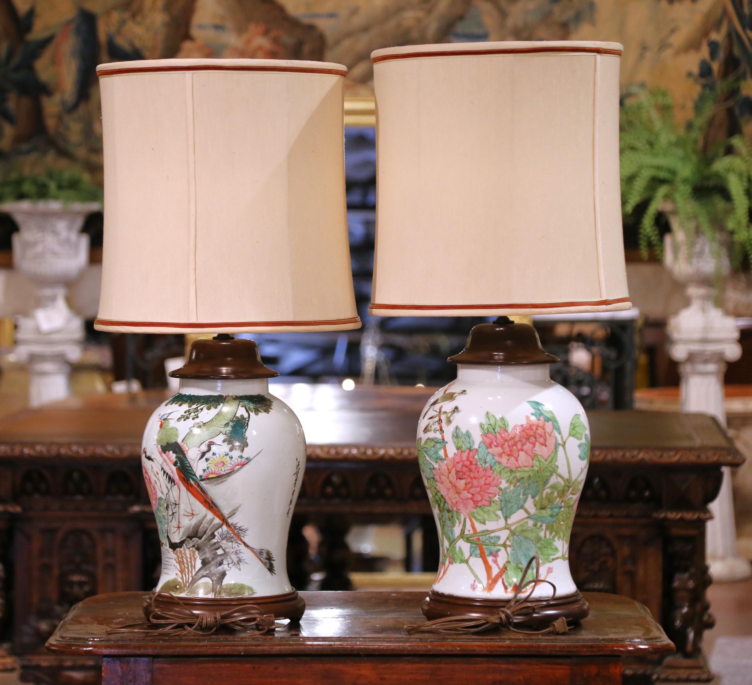 Hand-Painted Pair of Chinese Famille Rose Porcelain Lamps with Birds, Flowers and Calligraphy For Sale