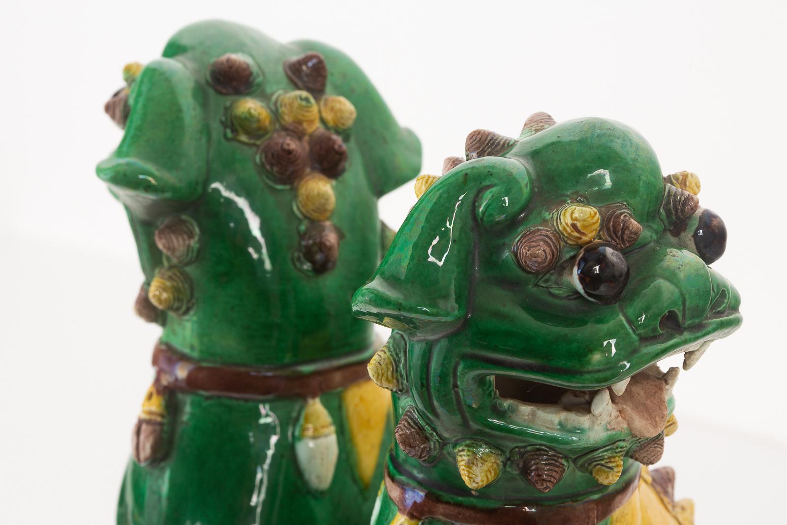 Pair of Chinese Famille Verte Foo Dogs on Stands For Sale 10