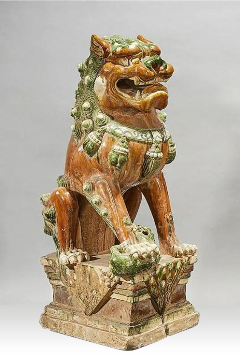 Pair of Chinese Fu-Lions Statues In Good Condition For Sale In Cypress, CA