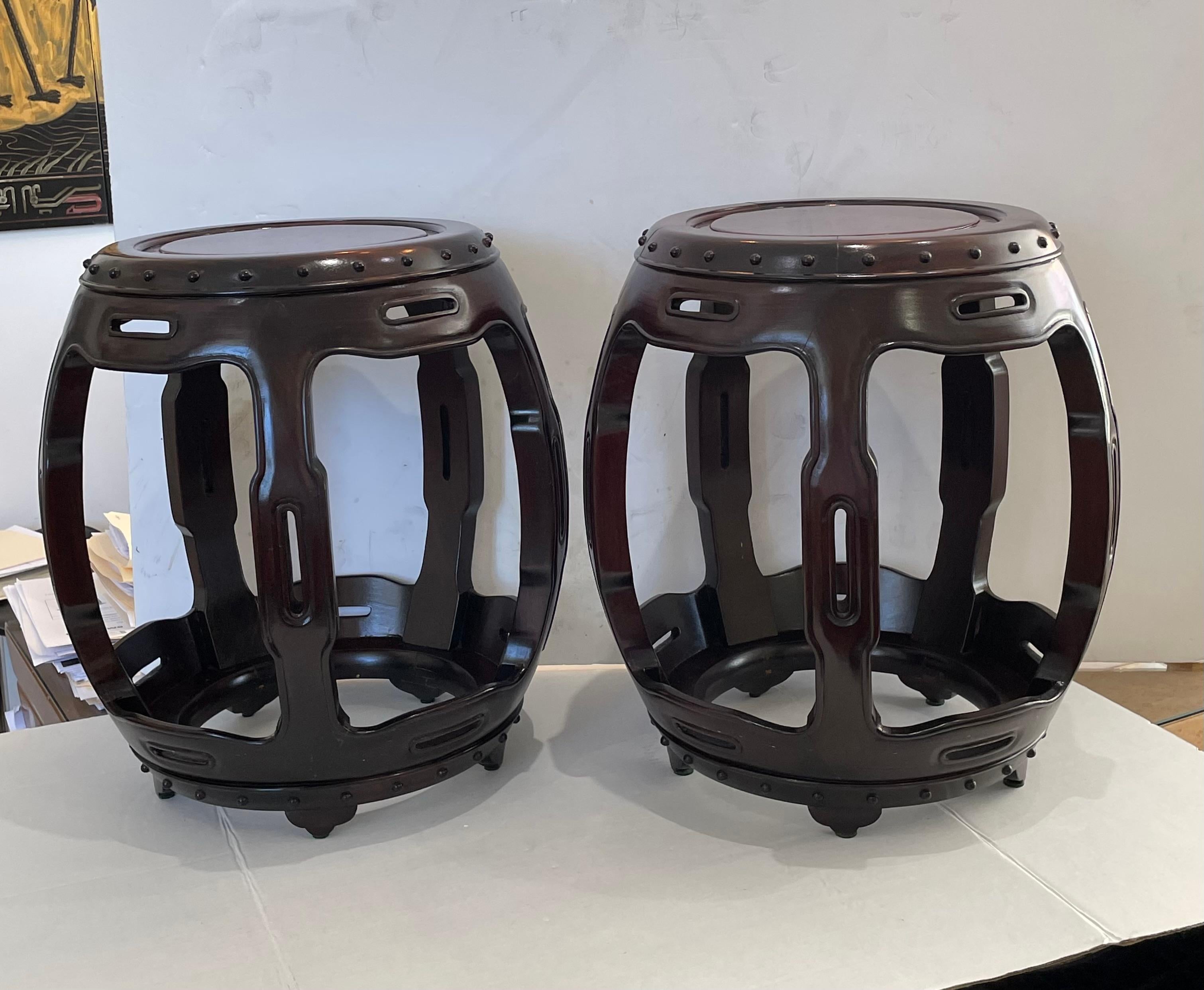 Pair of Chinese Garden Stools in Rosewood and Burlwood In Good Condition For Sale In West Palm Beach, FL