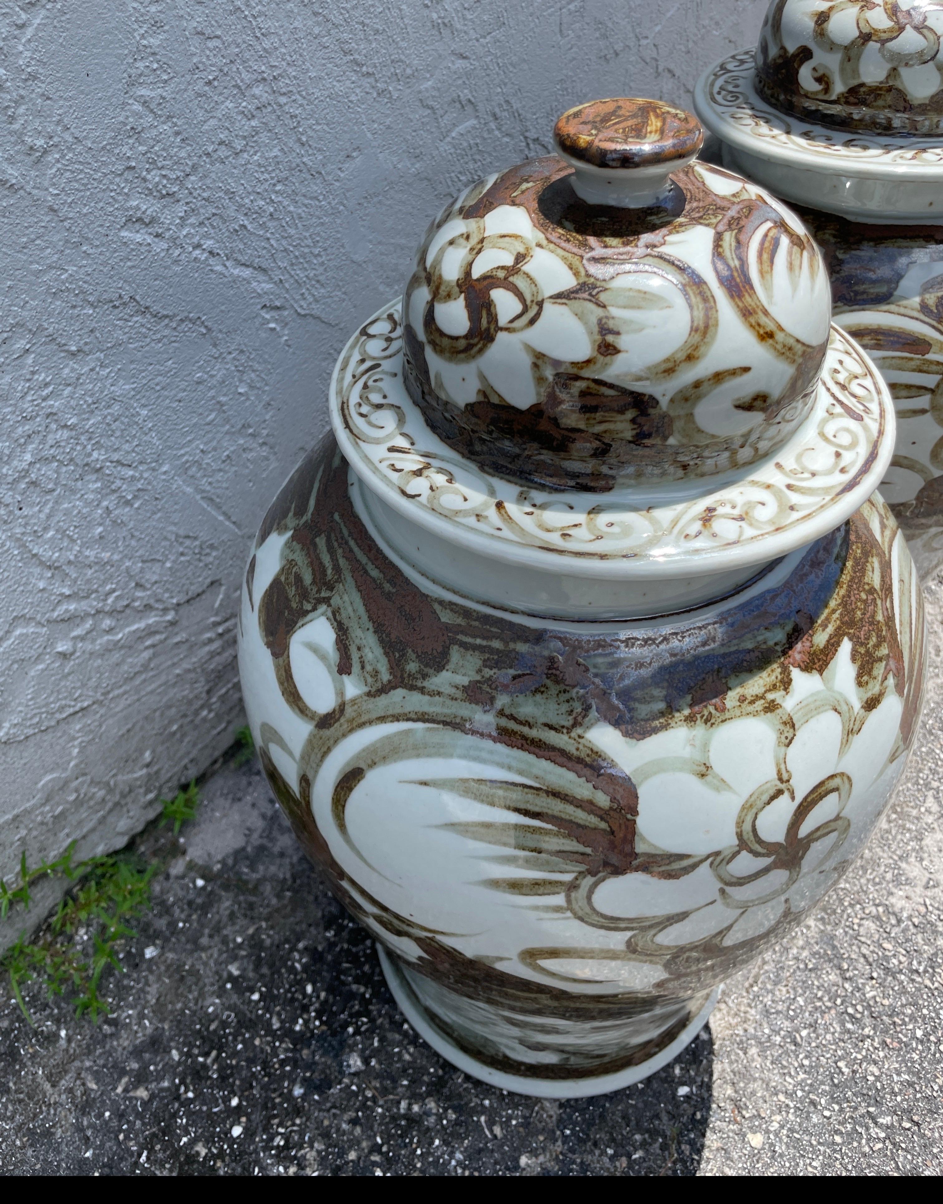 Pair of Chinese Ginger Jars For Sale 3