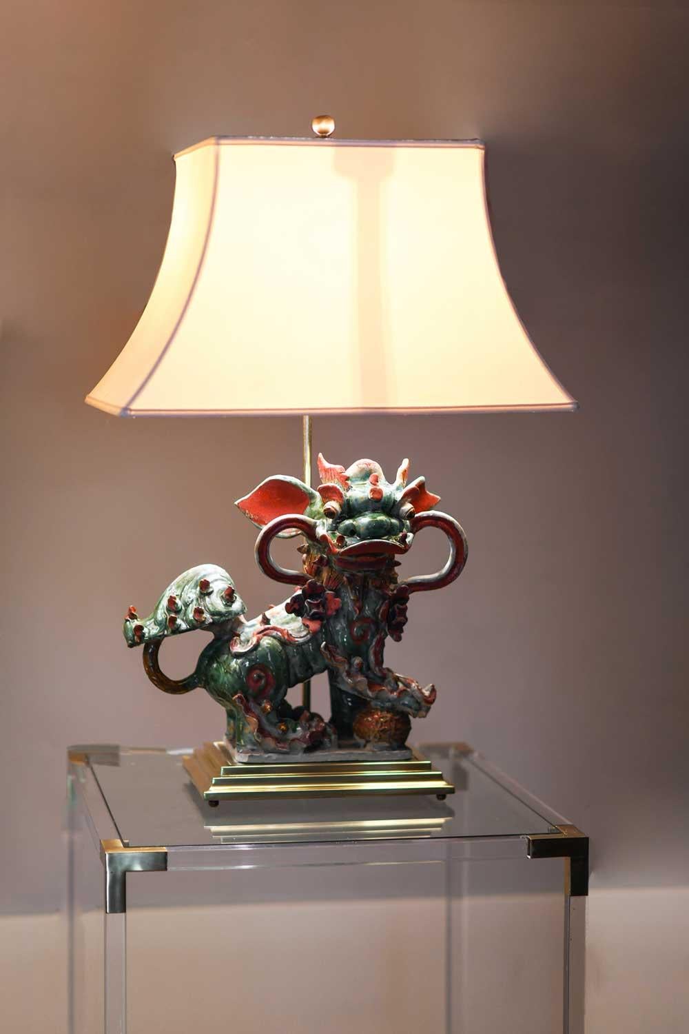 20th Century Set of 2 Chinese Glazed Stoneware Buddhist Lions Lamp on brass base