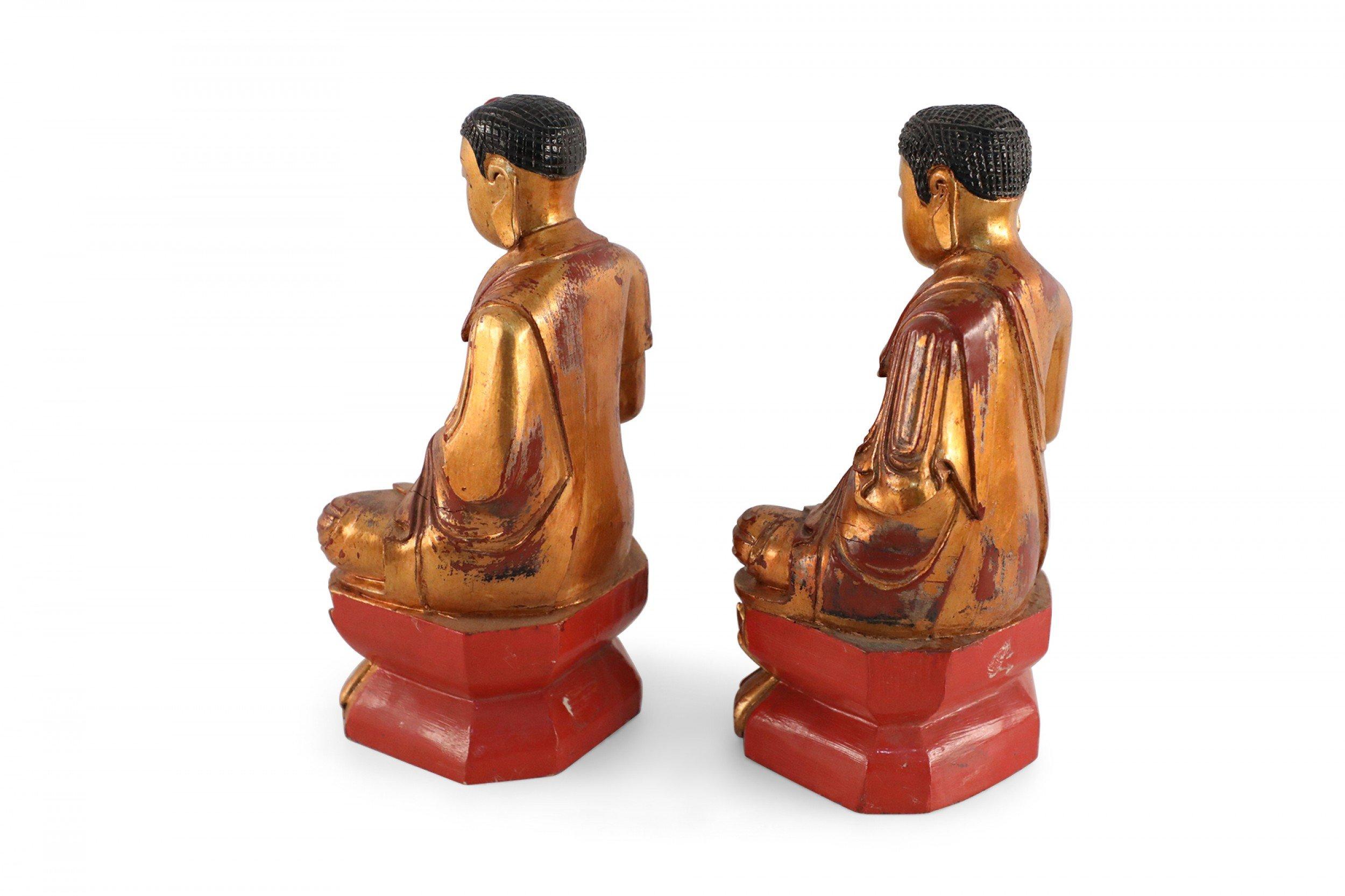 Chinese Export Pair of Chinese Gold Wooden Buddha Statues For Sale