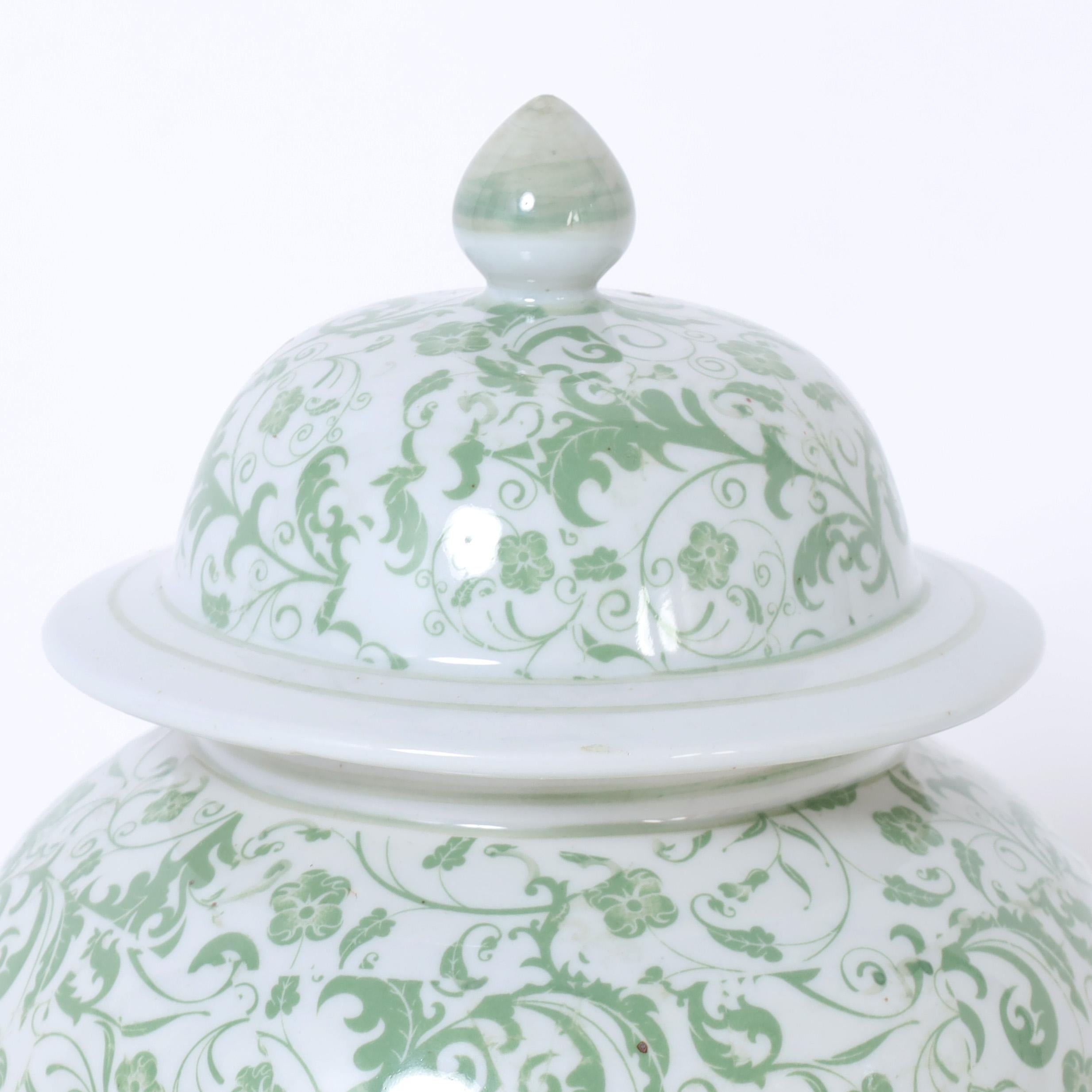 Pair of Chinese Green and White Porcelain Lidded Jars In New Condition For Sale In Palm Beach, FL