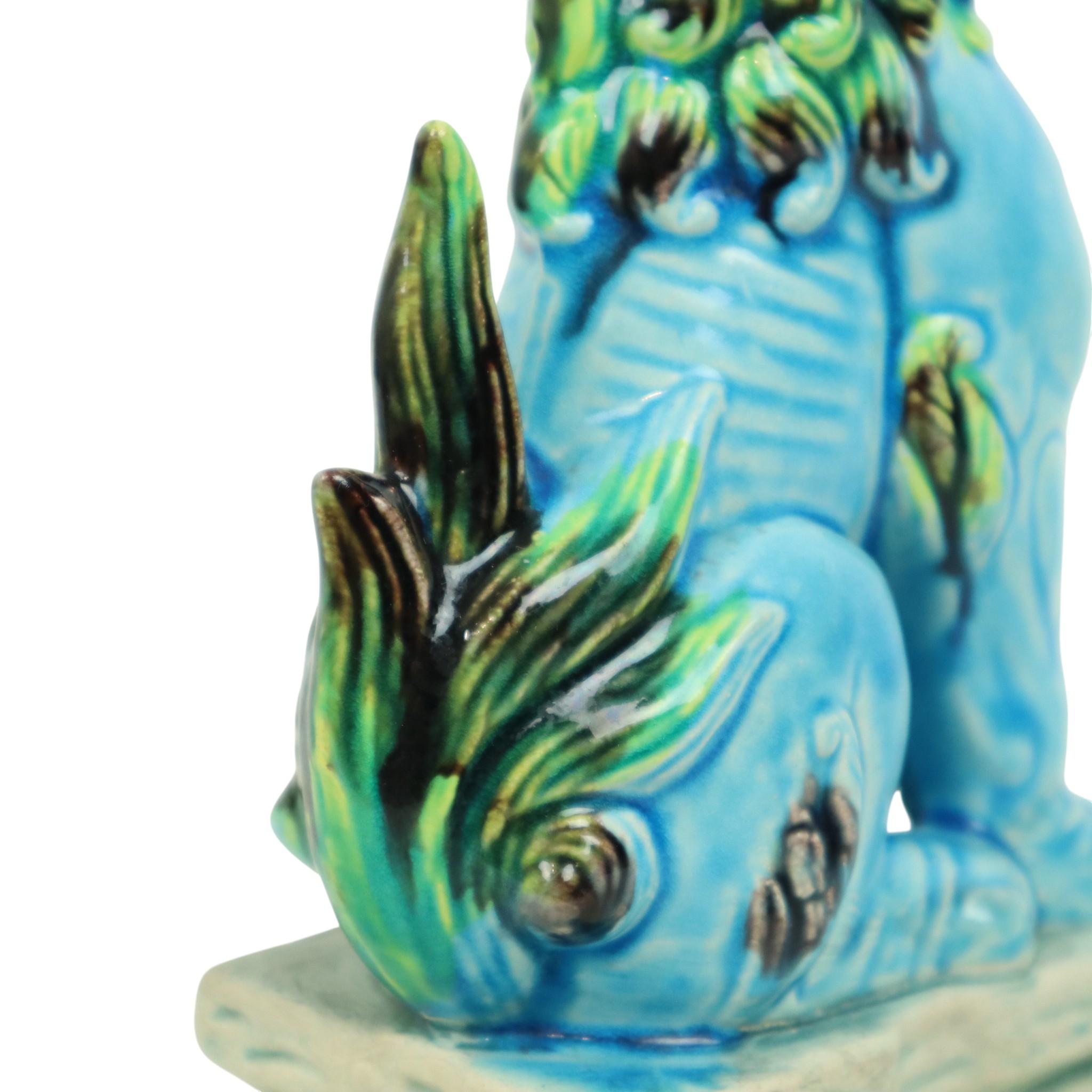 Paar chinesische Wächterlöwen Foo Hunde Blau Keramik im Angebot 5