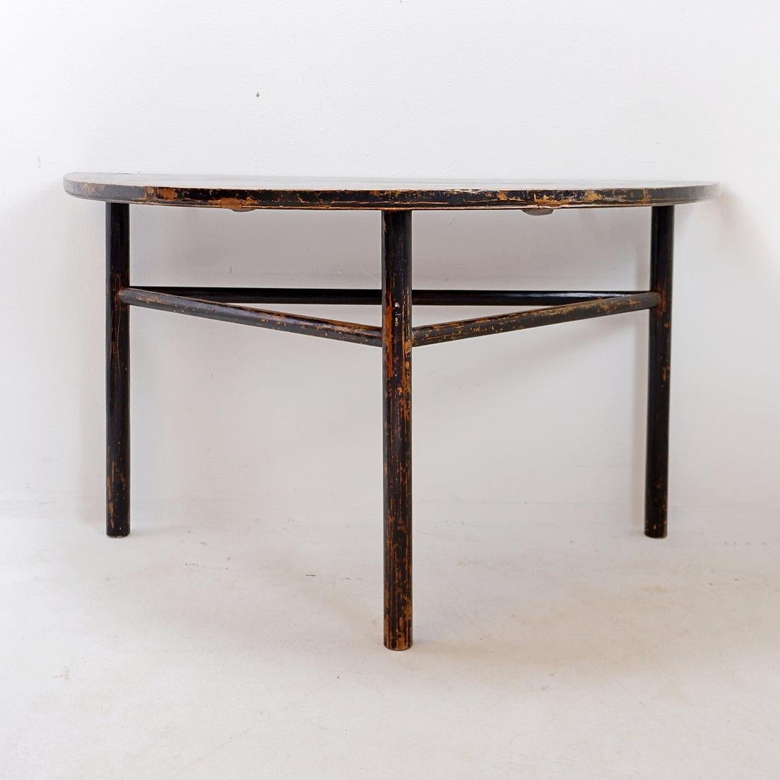 Pair of Chinese Half-Moons - Center Table and folding traveler's chair For Sale 11