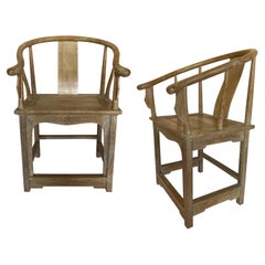 Paar chinesische Hufeisen-Sessel aus gebeiztem Ulmenholz