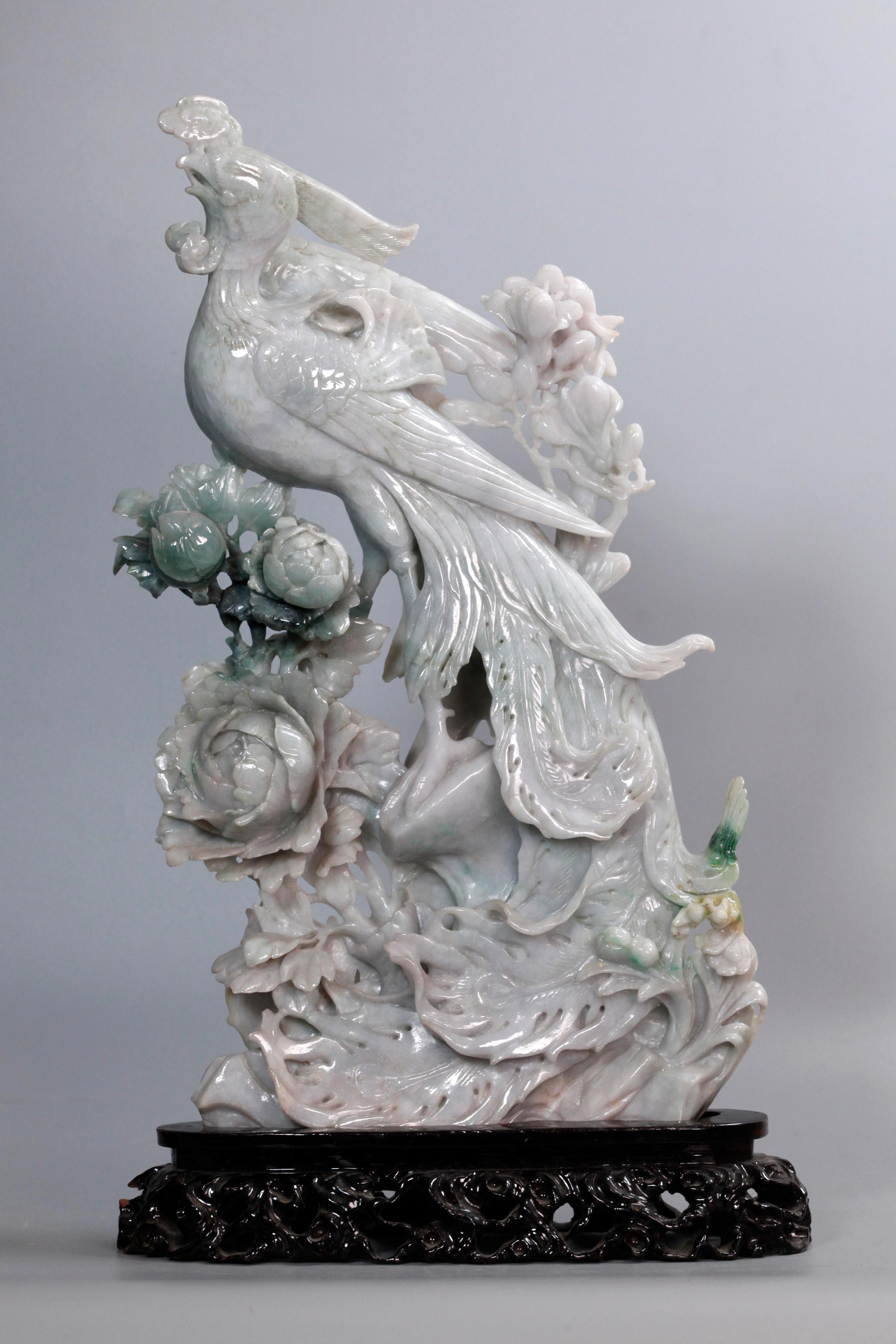 Pair of Chinese Jade Phoenixes In Good Condition For Sale In New York, NY