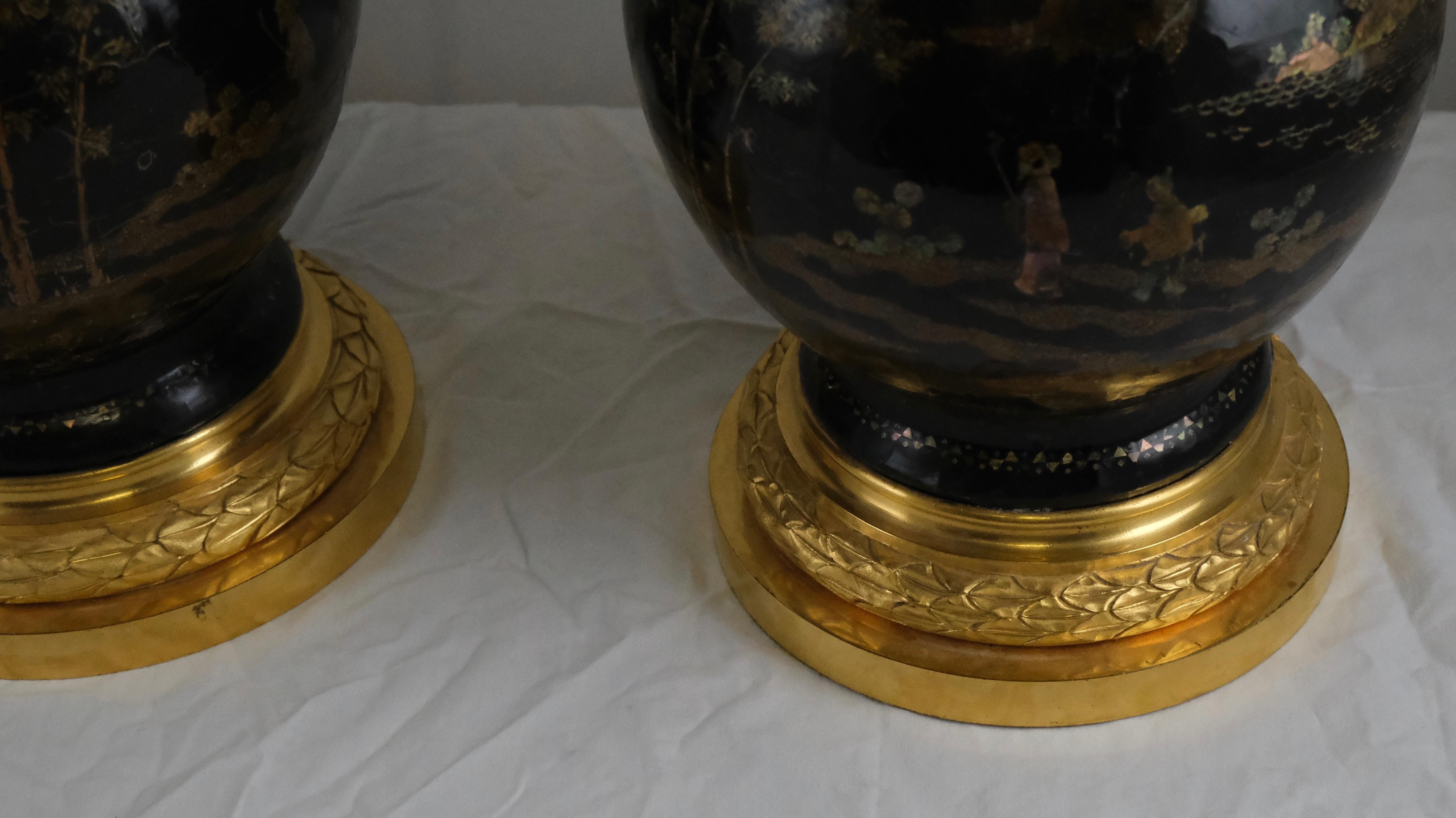 Pair of Chinese Lacquer Urns Mounted with Gilt Bronzes, 19th Century 9