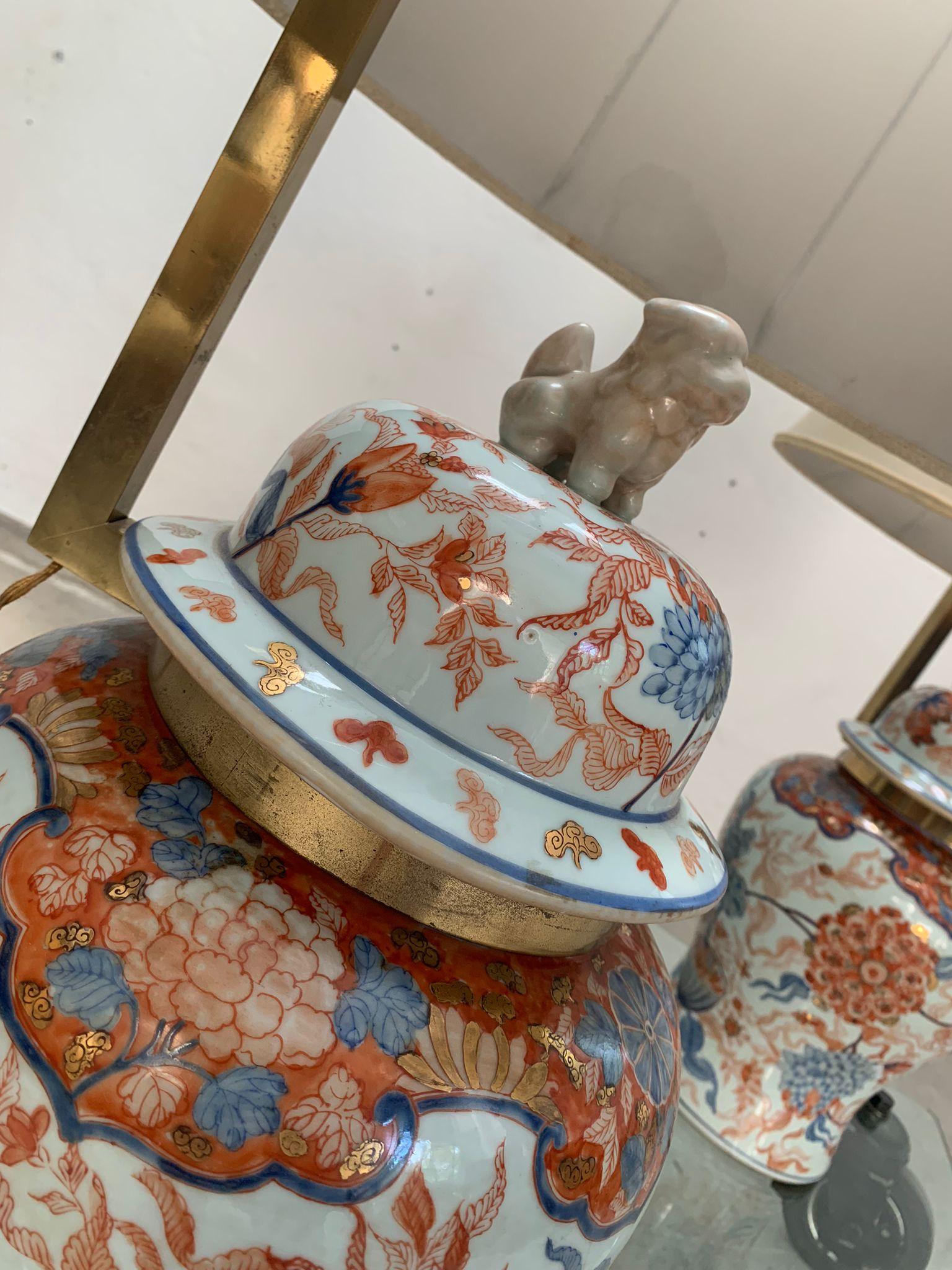 Pair of Chinese lamps with silk lampshades, 1960s For Sale 9