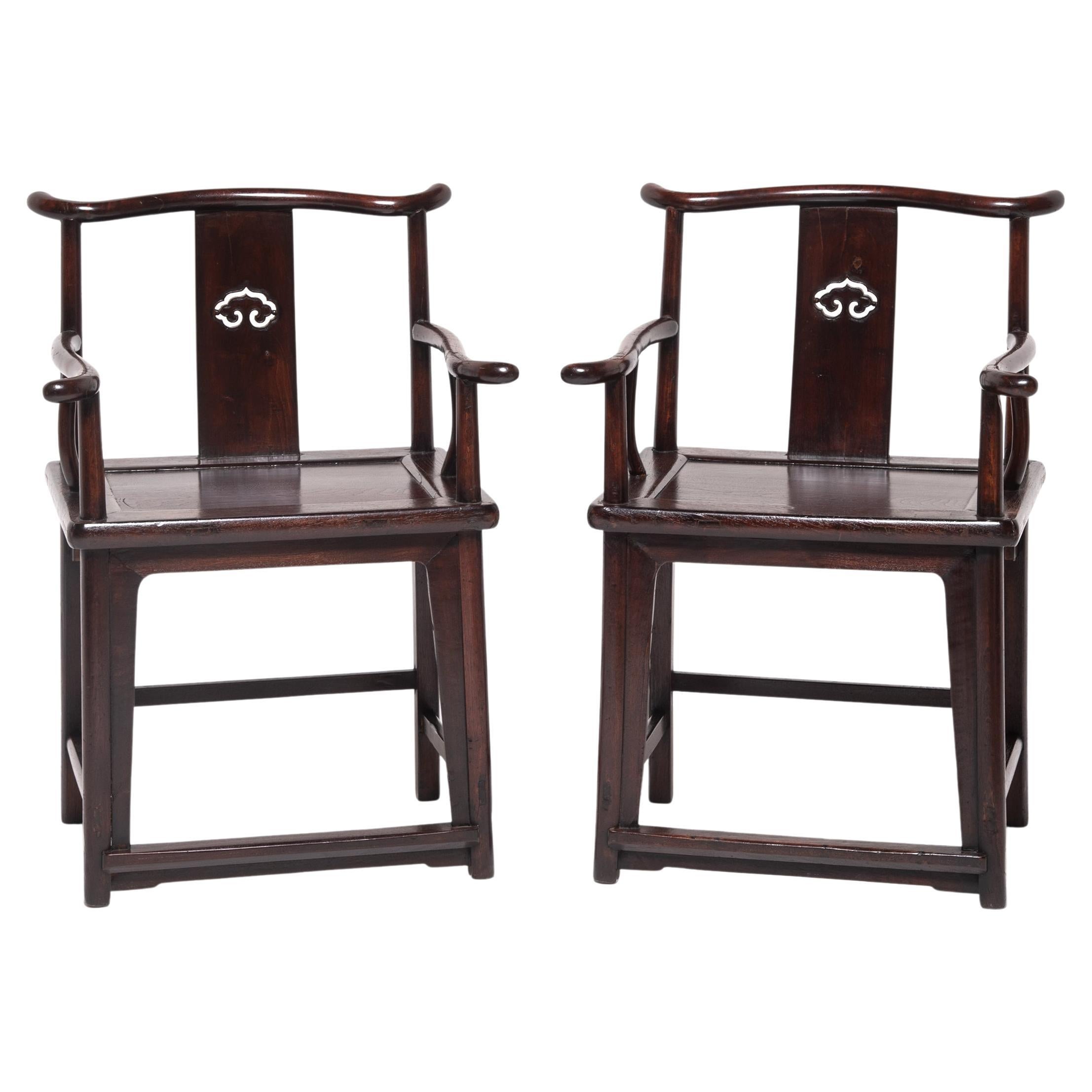 Pareja de sillas chinas de funcionario con respaldo bajo, c. 1850
