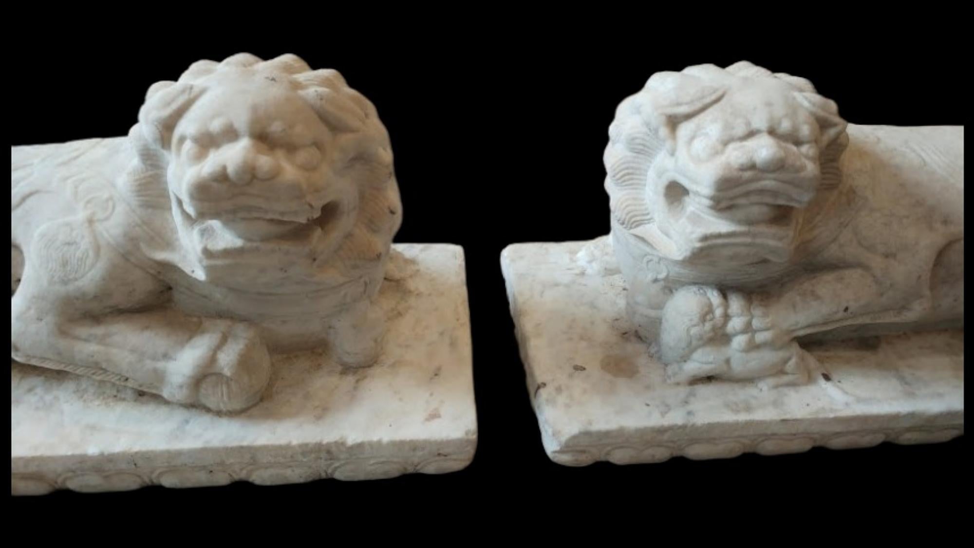Paire de lions chinois en marbre du 19ème siècle Bon état - En vente à Madrid, ES