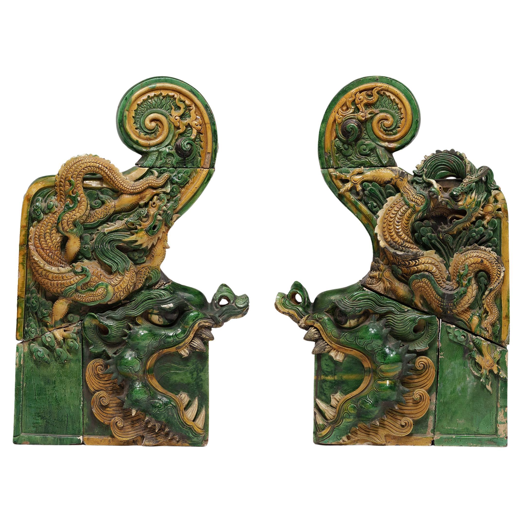 Coppia di tegole cinesi Ming Sancai Chiwen, 1650 ca.