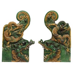 Coppia di tegole cinesi Ming Sancai Chiwen, 1650 ca.