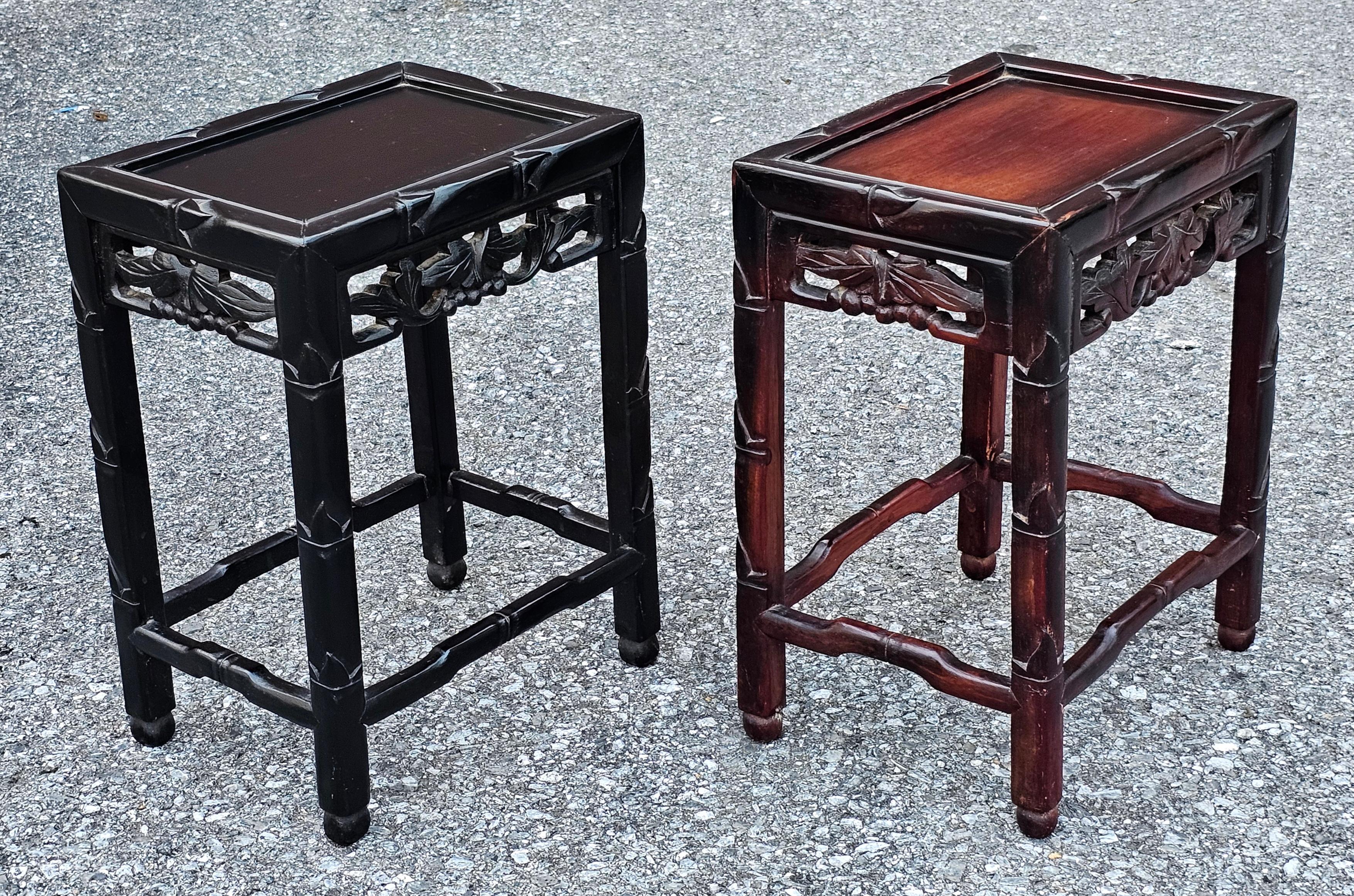 Coppia di tavolini cinesi in stile Ming, colorati di scuro in vendita 1