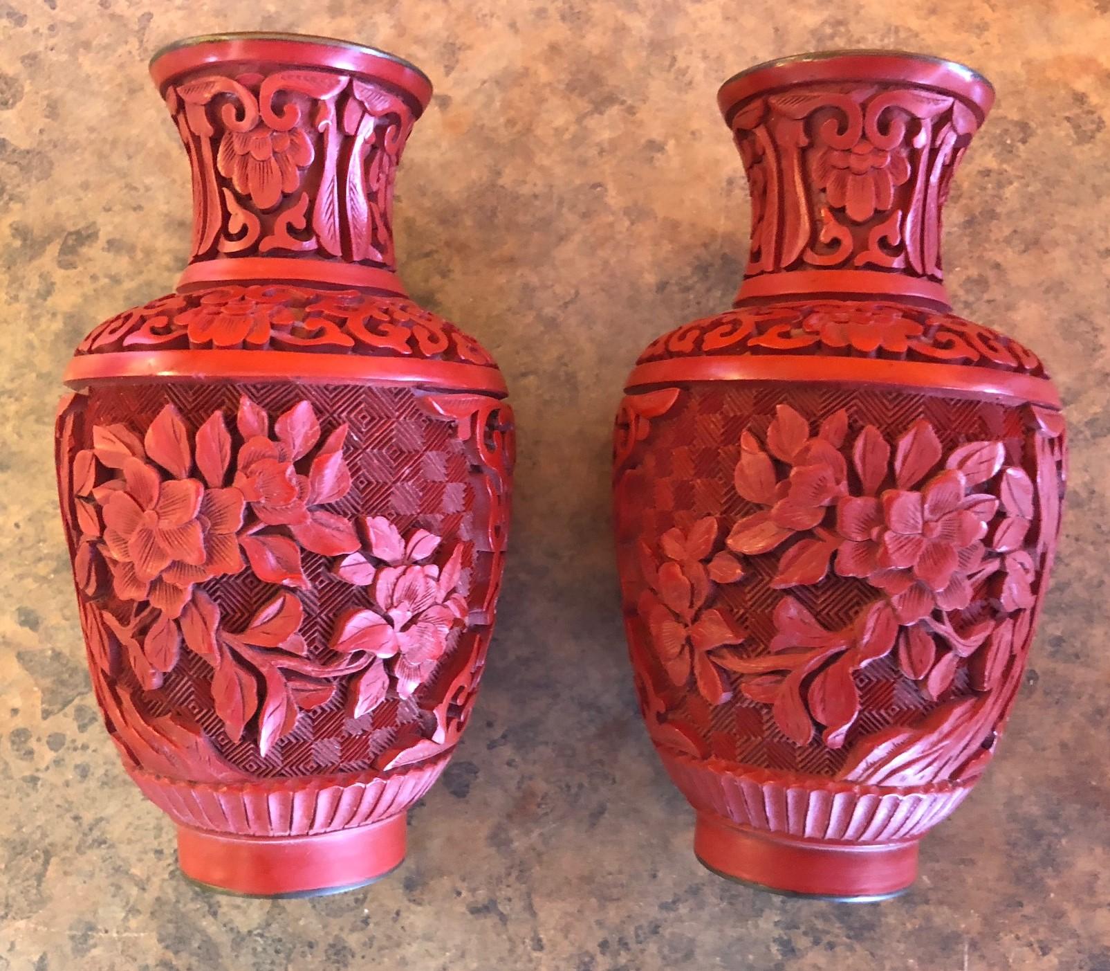 chinese lacquer vase