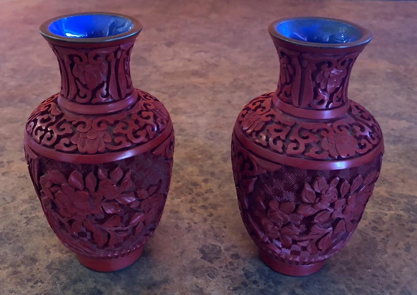 Pair of Chinese Mirror Image Cinnabar Lacquered Vases In Good Condition In San Diego, CA