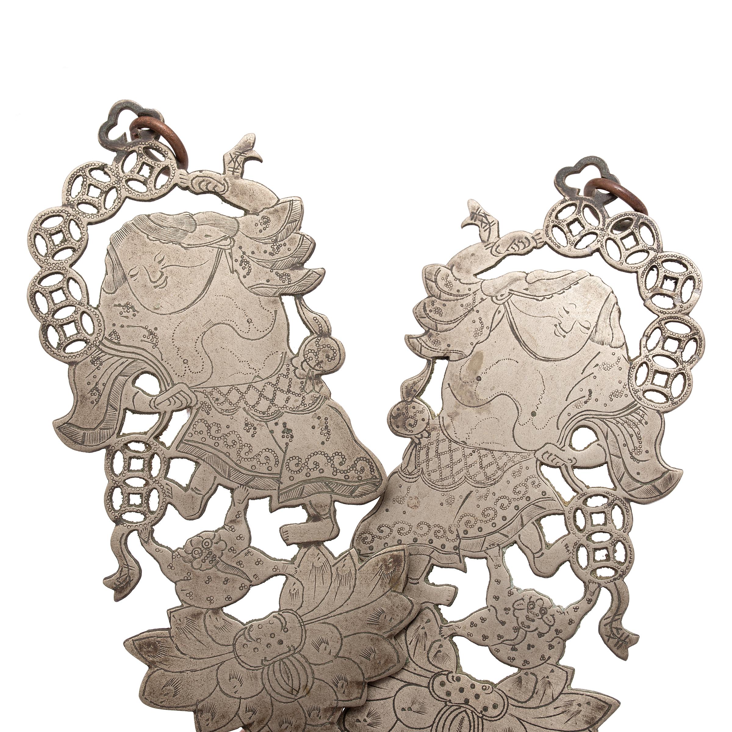 Qing Pair of Chinese Canopy Bed Curtain Hooks with Money Toads For Sale