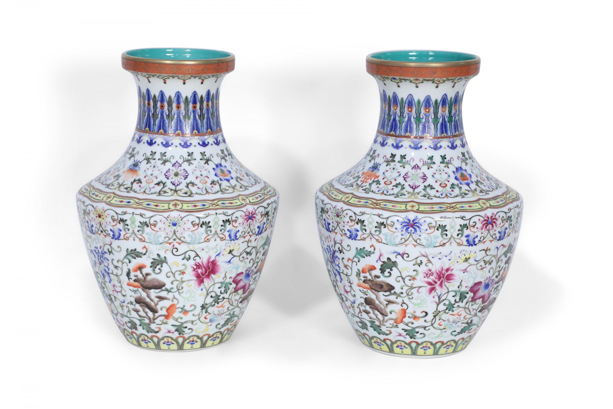 Pair of Chinese Multi-Color Pattern Porcelain Vases 1