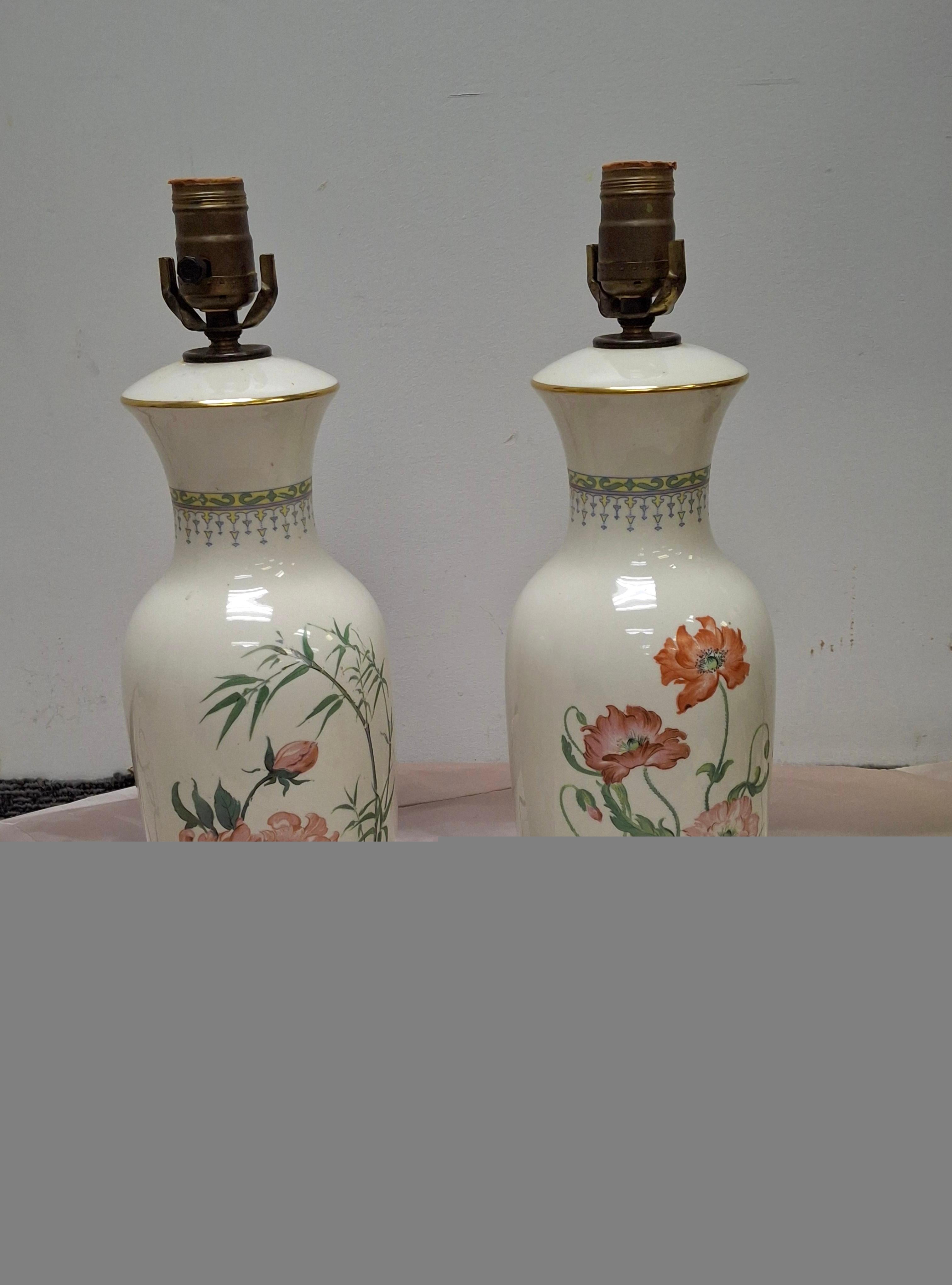 Pair of Chinese Off-White Floral Porcelain Table Lamps on Carved Mahogany Base For Sale 8