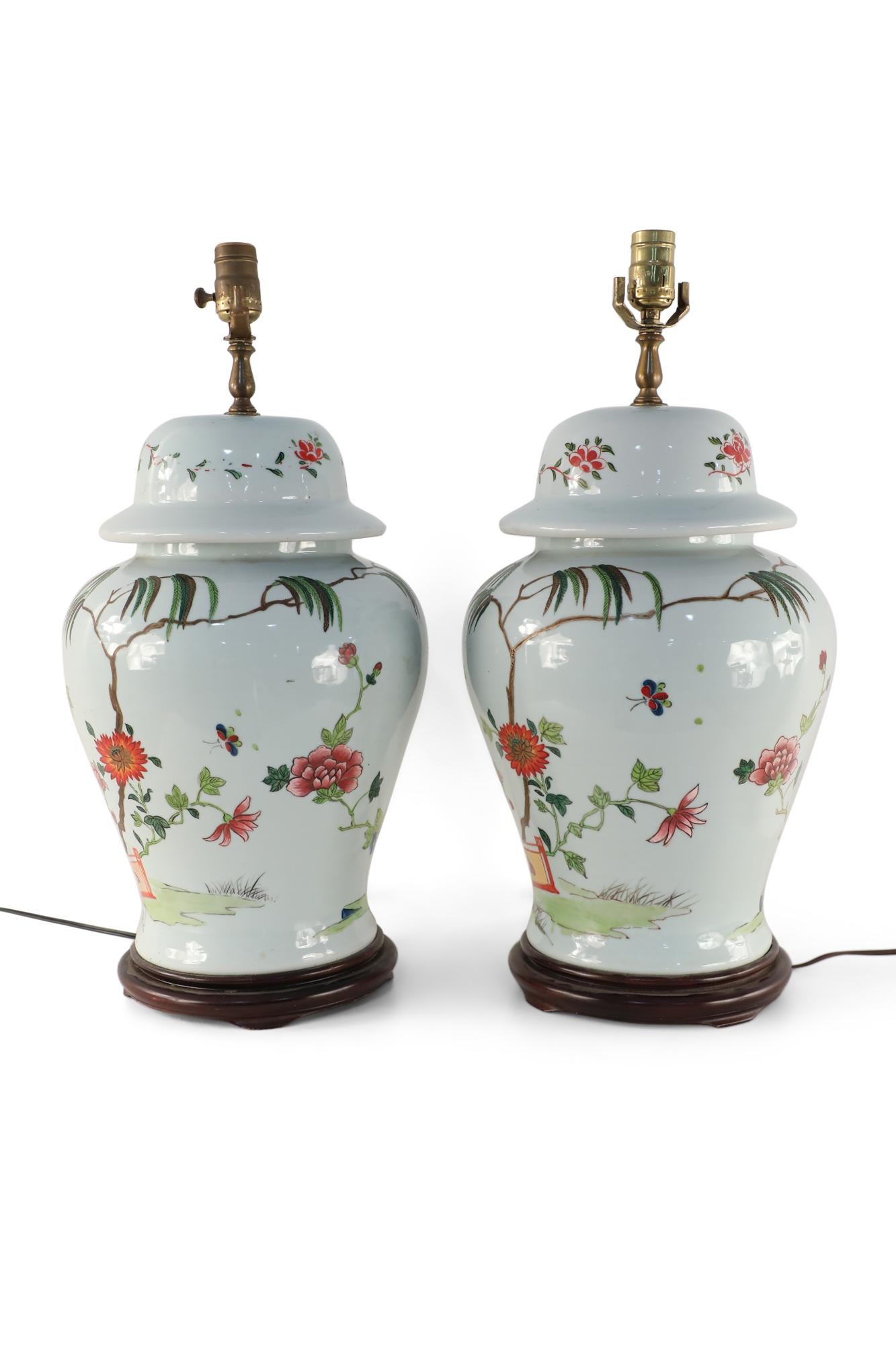 Chinese Export Pair of Chinese Off-White Floral Porcelain Urn Table Lamps Mounted on Wood Base For Sale