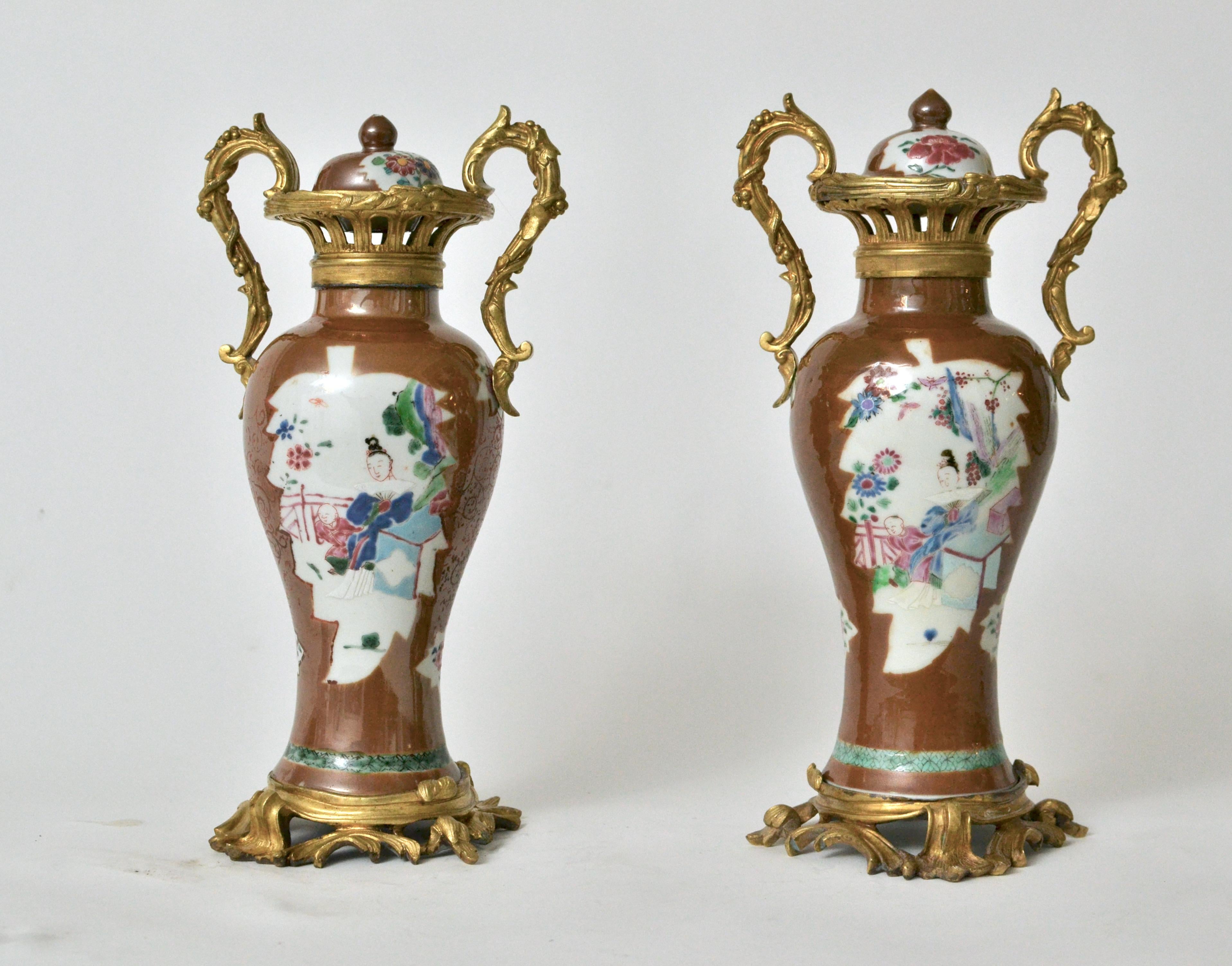 Pair of Chinese Ormolu Mounted Porcelain Vases, 18th Century In Good Condition In Stockholm, SE
