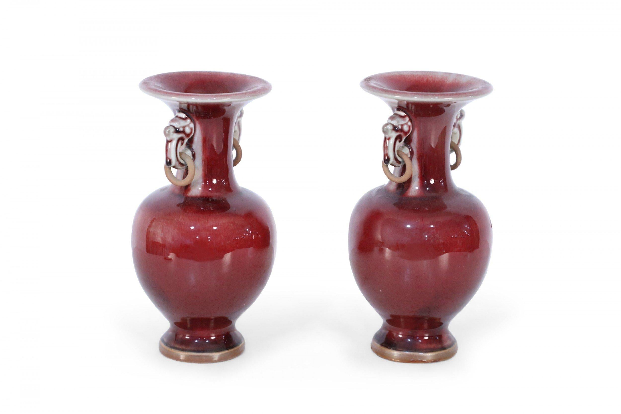 Pair of Chinese Oxblood Red Fluted Vases In Good Condition For Sale In New York, NY