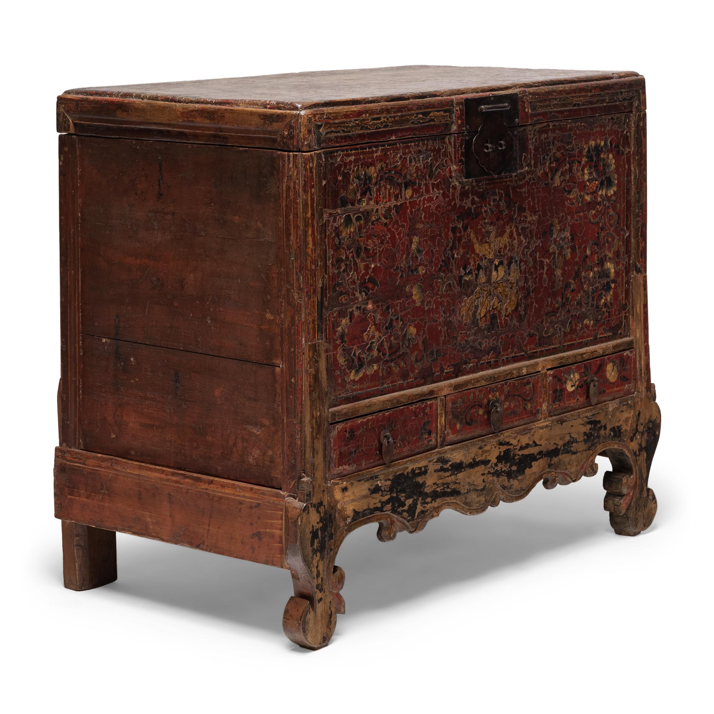 Pair of Chinese Oxblood Red Harmony Trunks, c. 1800 5