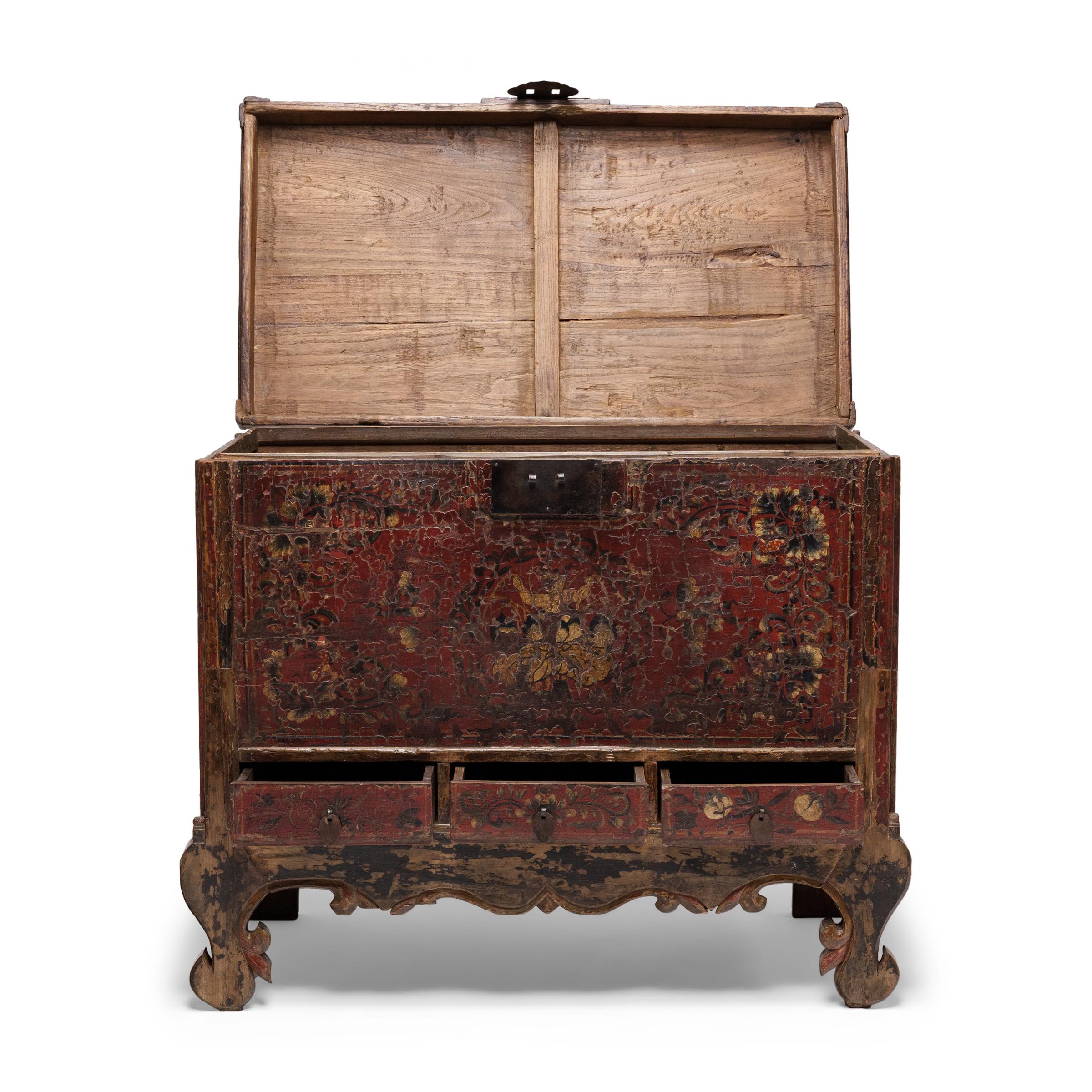 Pair of Chinese Oxblood Red Harmony Trunks, c. 1800 6