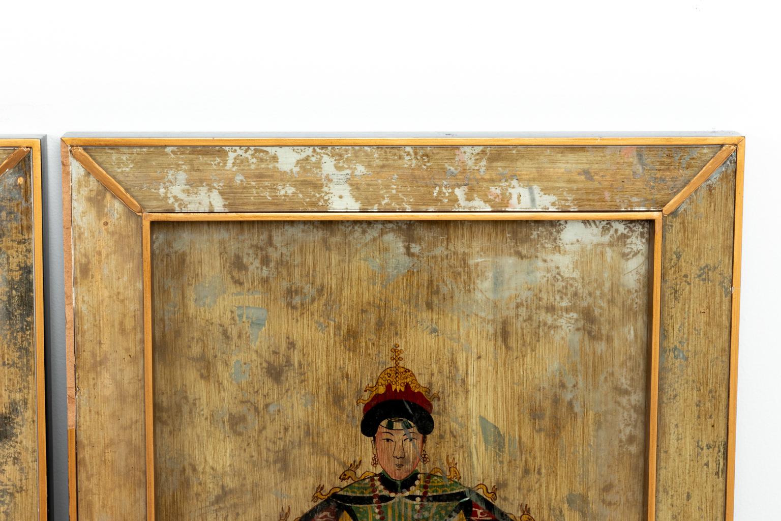Paire de portraits d'ancêtres peints en Chine 1