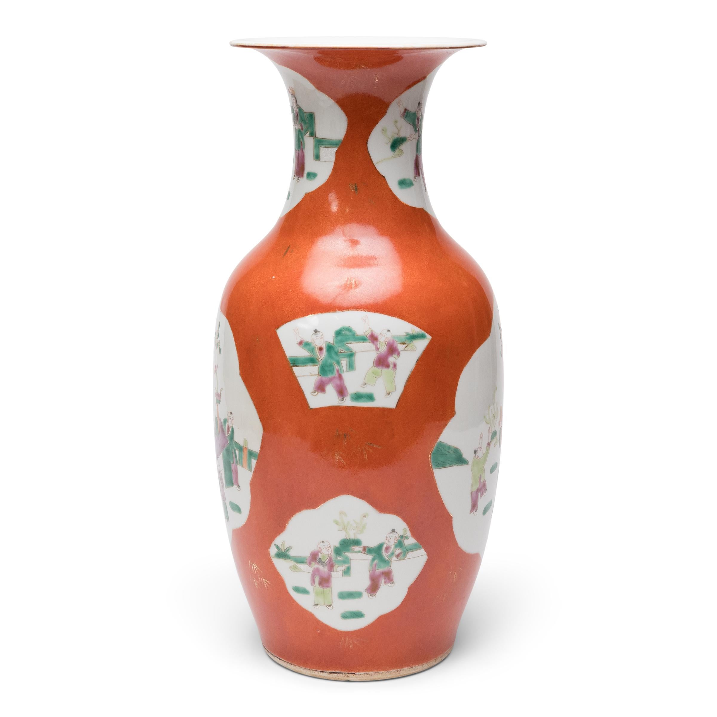 Art Deco Pair of Chinese Persimmon Fantail Vases with Children at Play, c. 1920 For Sale