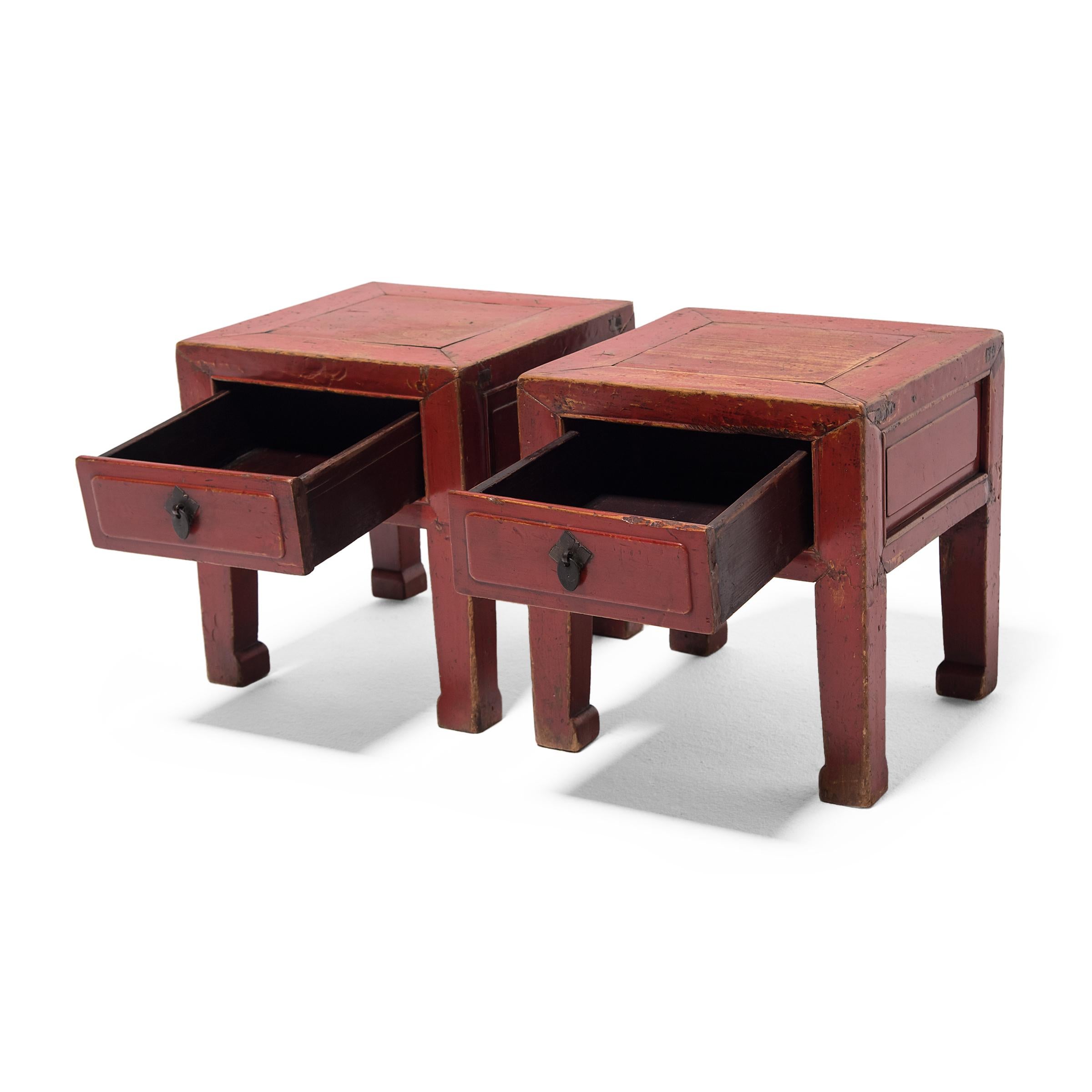 19th Century Pair of Chinese Petite Red Lacquer Square Stools, c. 1850