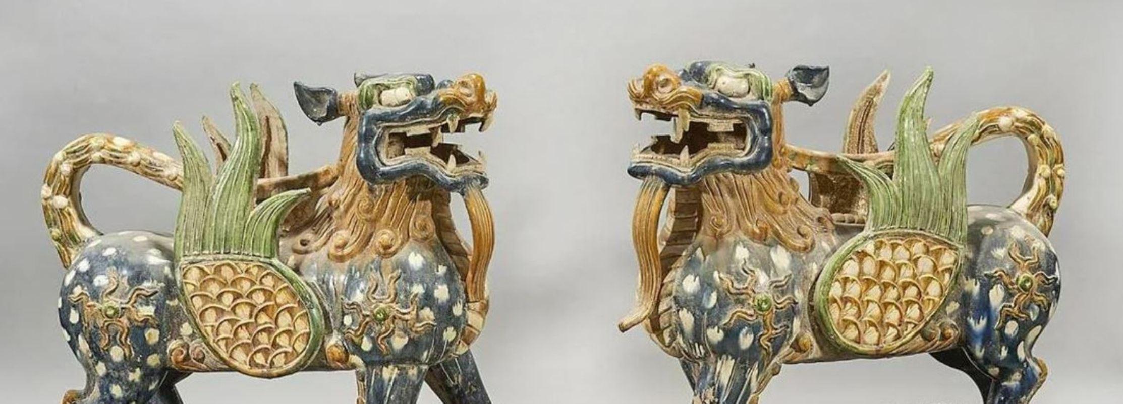 Pair of Chinese Poly-Chromed Fu Lions In Good Condition For Sale In Cypress, CA