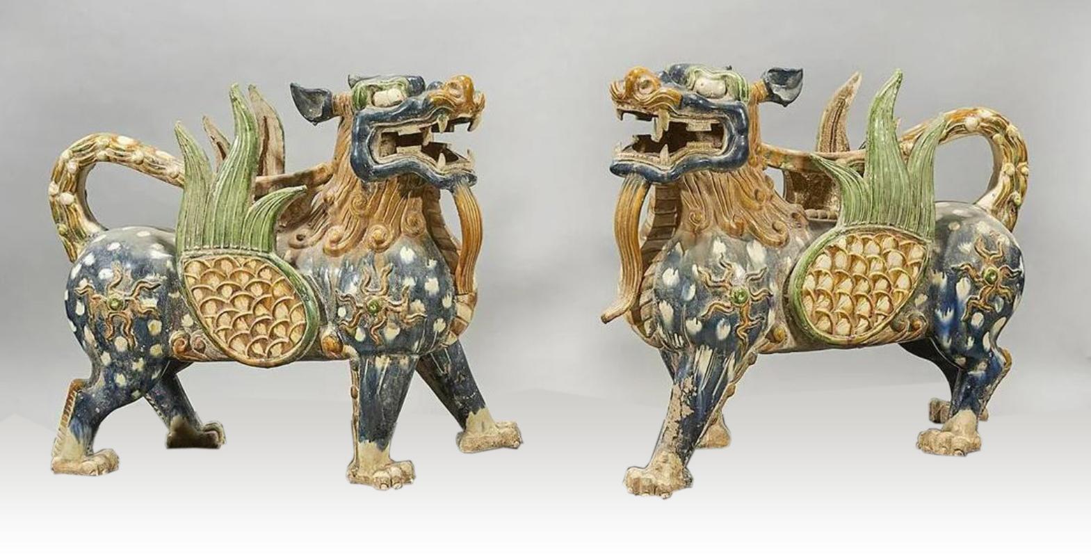 Pair of Chinese Poly-Chromed Fu Lions For Sale 1