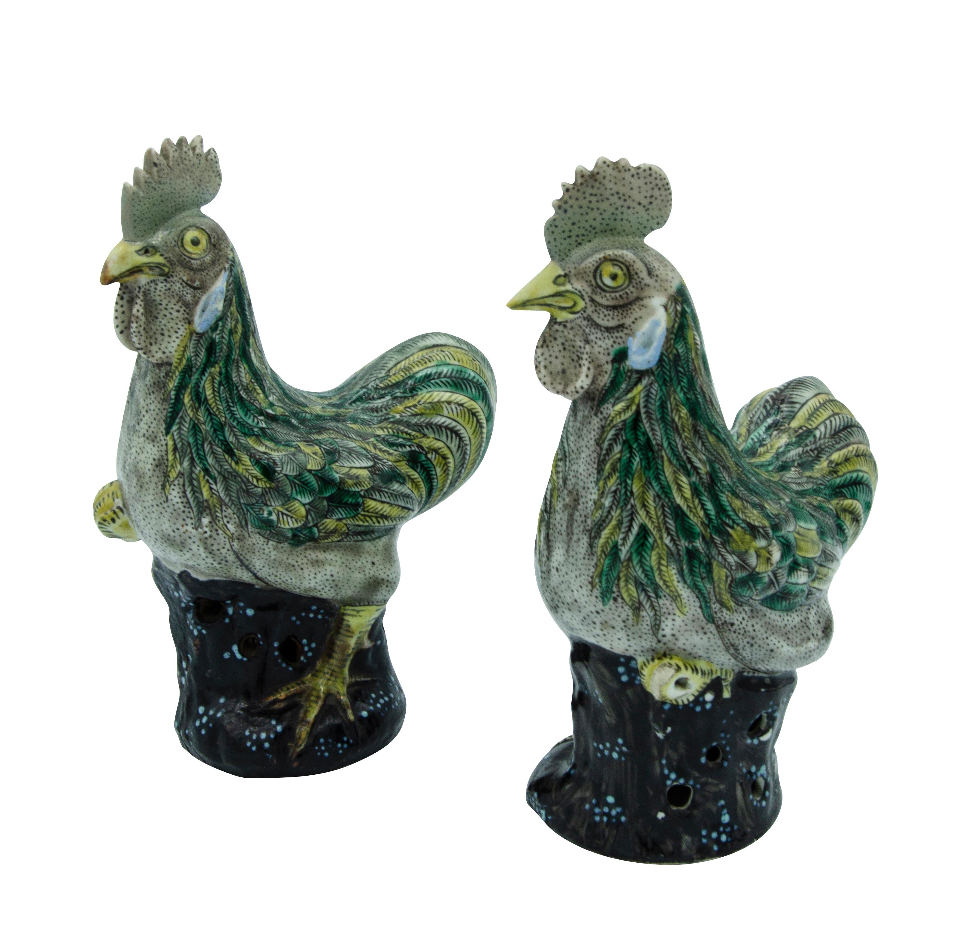 Pair of Chinese Porcelain Chickens For Sale 3