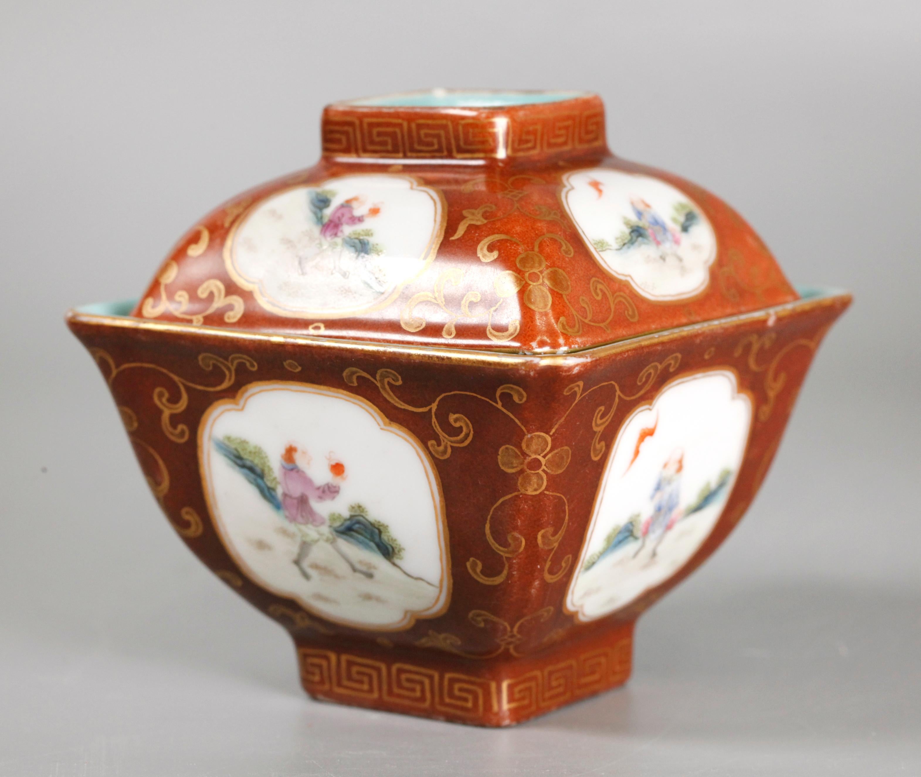 par de cuencos con tapa de porcelana china circa 1900 siglo XX en venta