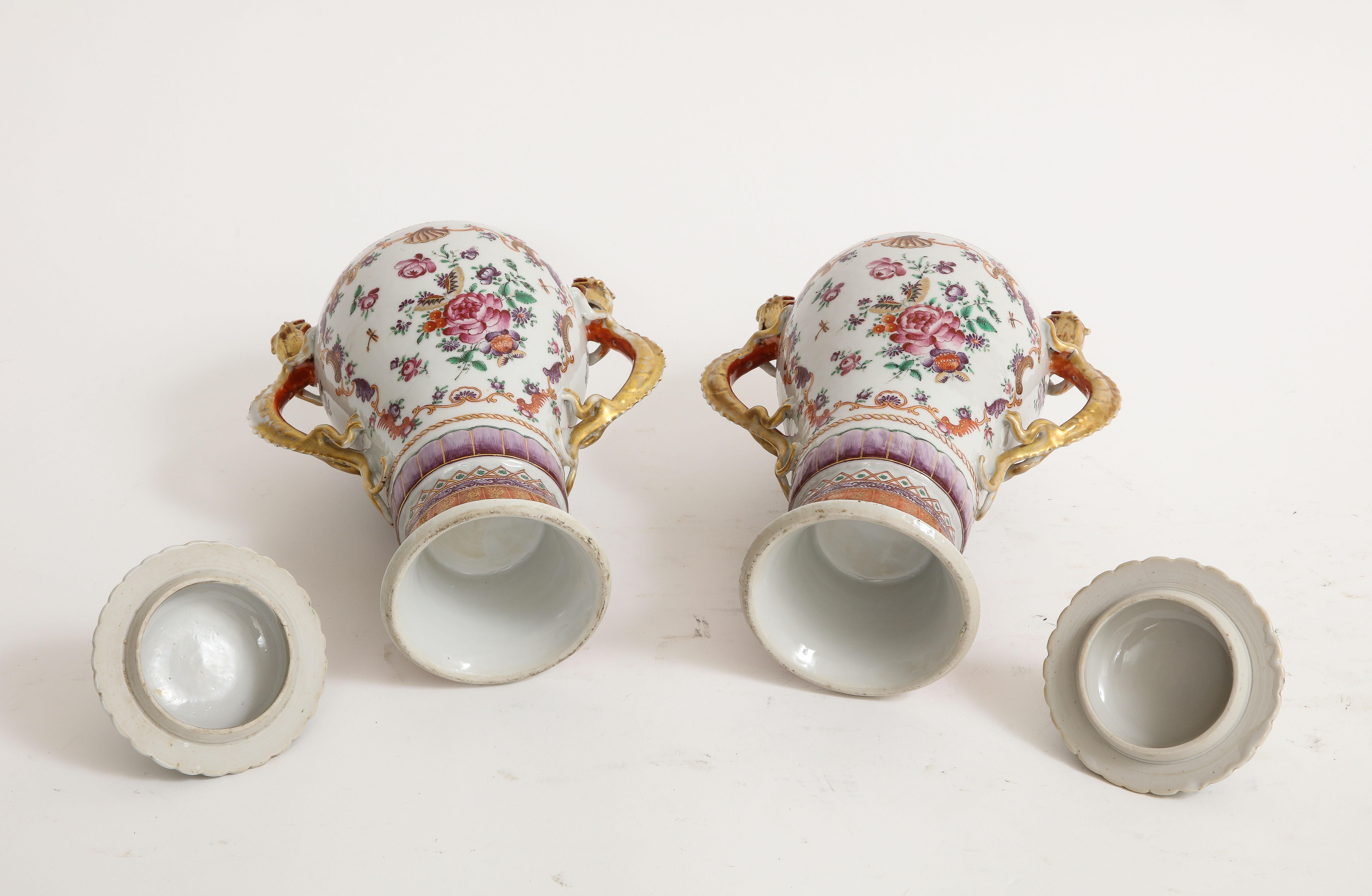 Coppia di vasi di porcellana cinese Famille Rose Mandarin Garniture - CIRCA 1790 in vendita 12