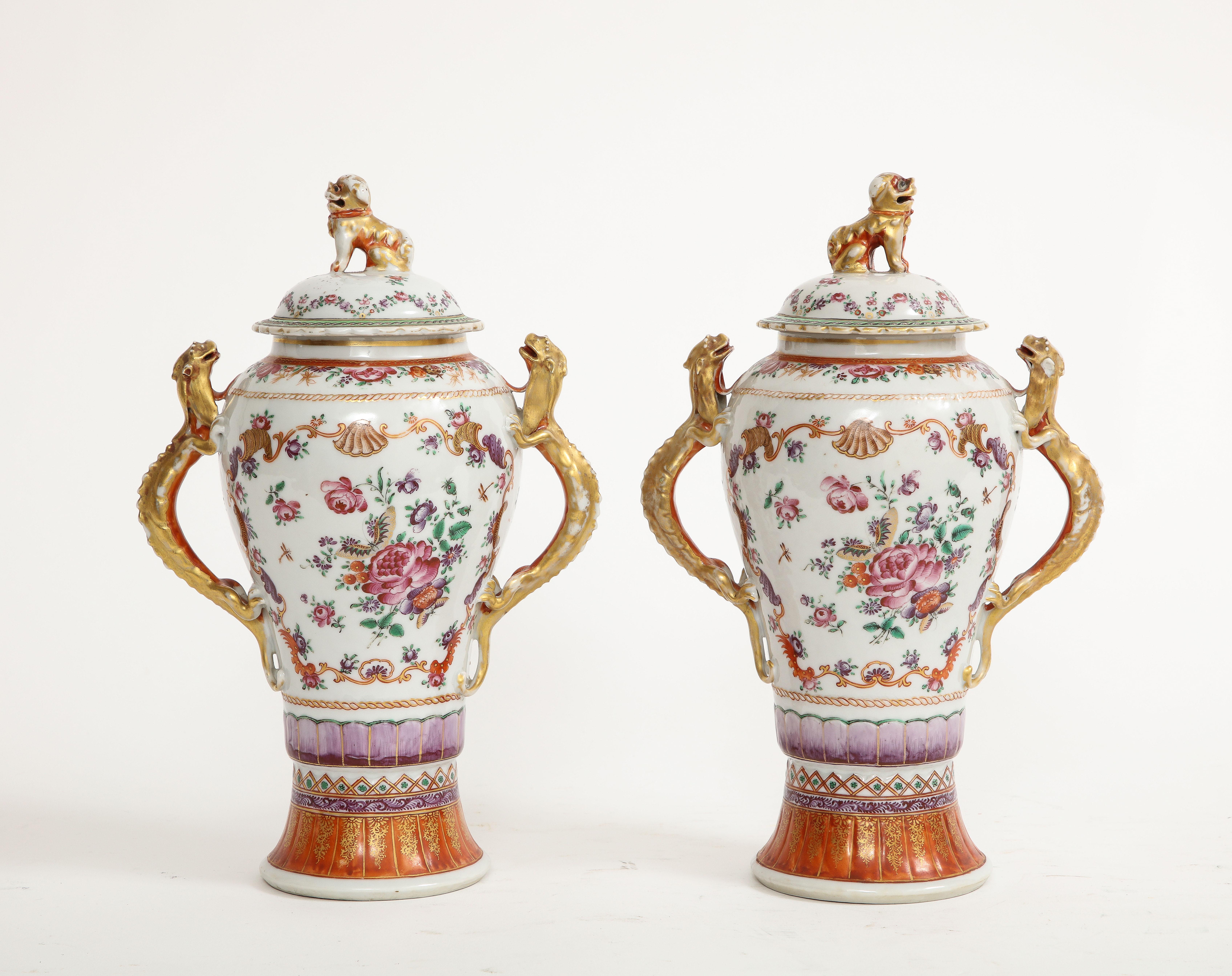 Coppia di vasi di porcellana cinese Famille Rose Mandarin Garniture - CIRCA 1790 In condizioni buone in vendita a New York, NY