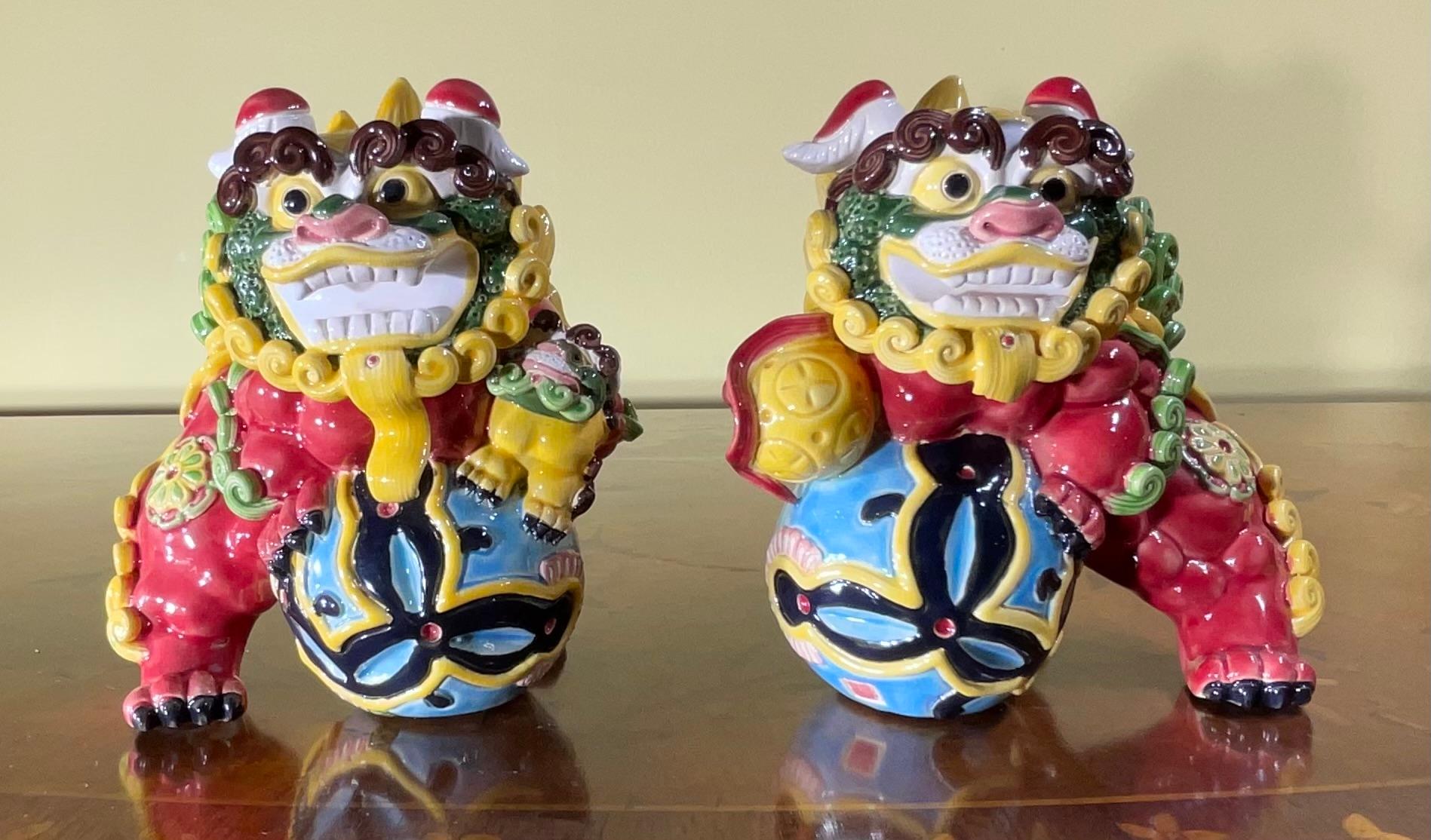 Pair of  Chinese Porcelain Foo Dogs For Sale 5