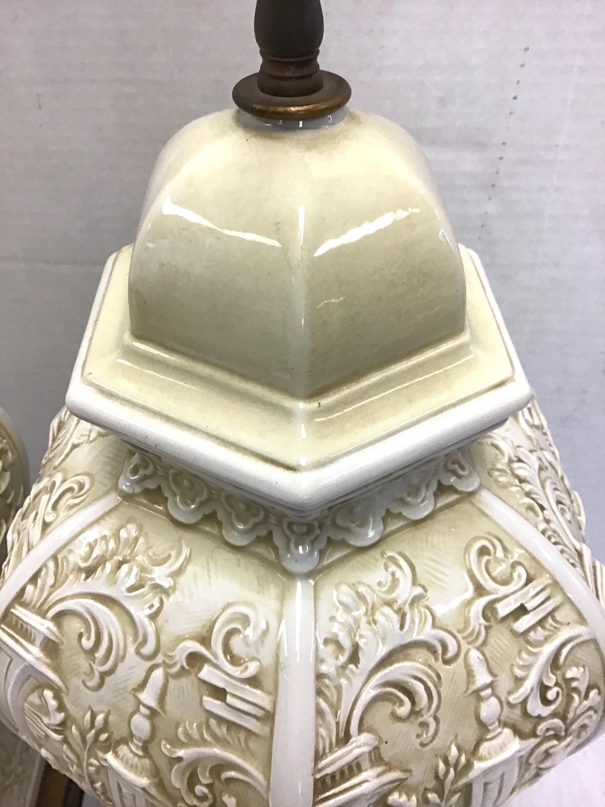 Pair of Chinese Chimoiserie Porcelain Ginger Jar Lamps 1