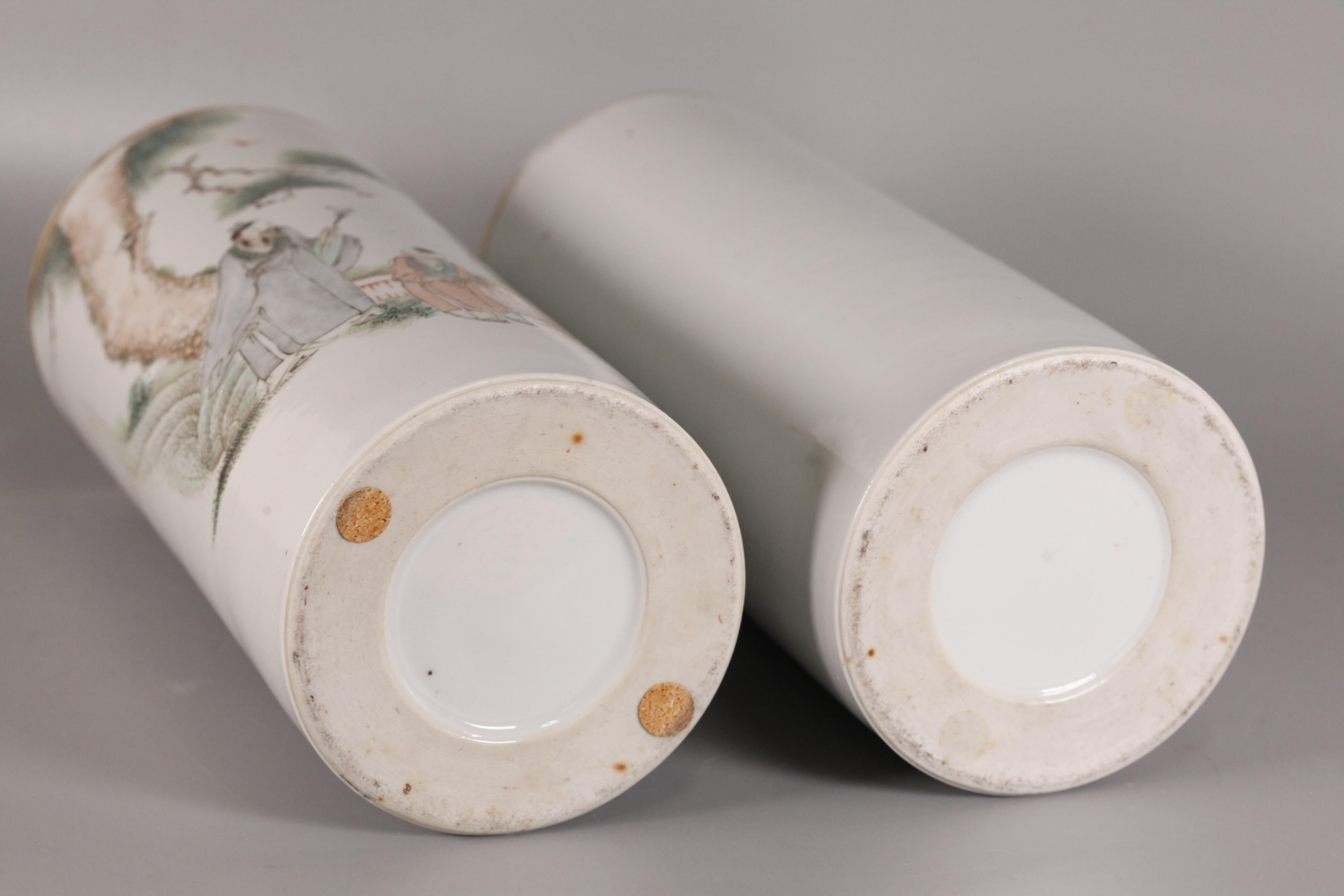 Paire de porte-chapeaux en porcelaine chinoise, période républicaine Bon état - En vente à New York, NY