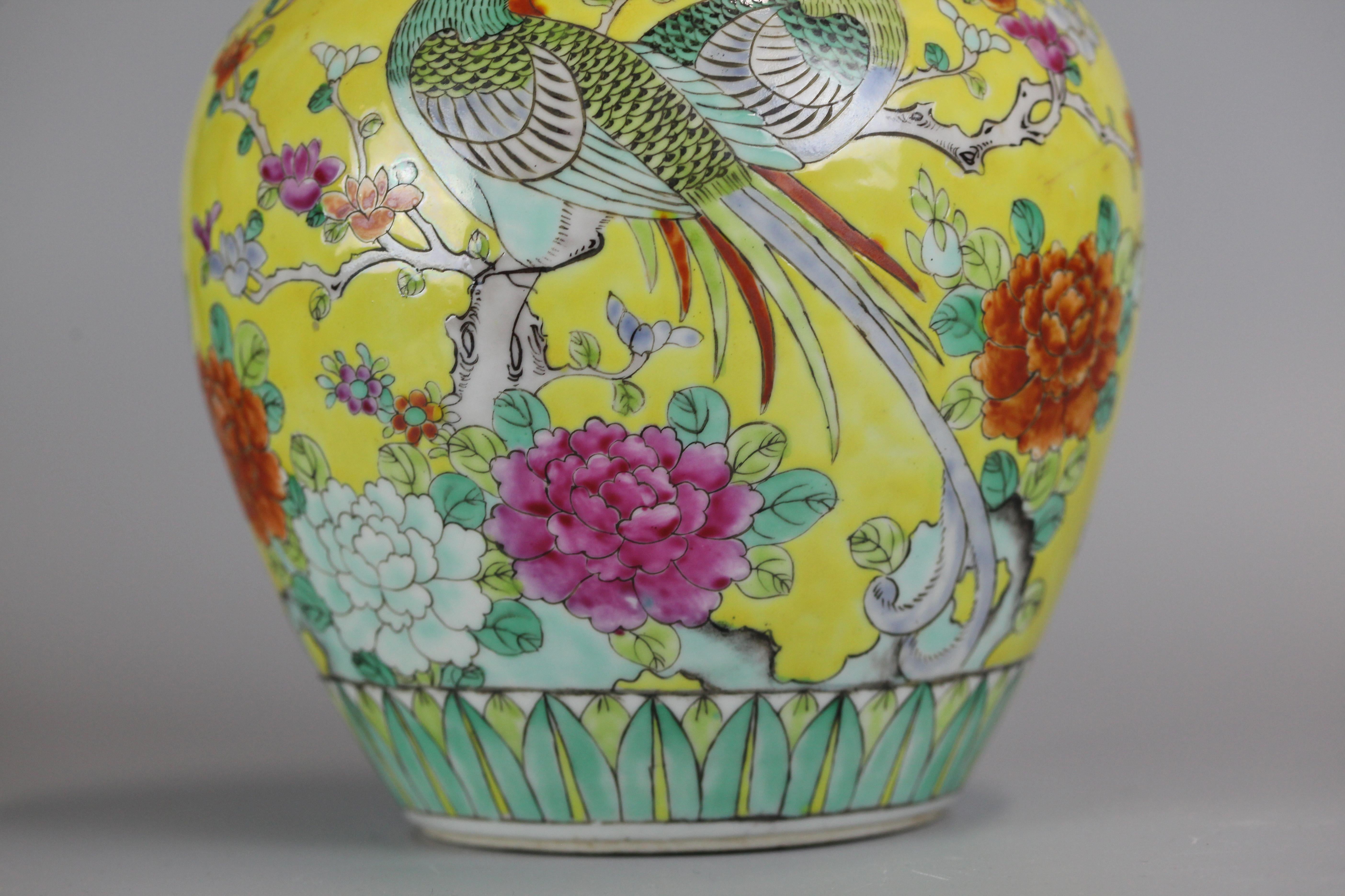Pareja de jarras de porcelana china, época republicana Porcelana en venta